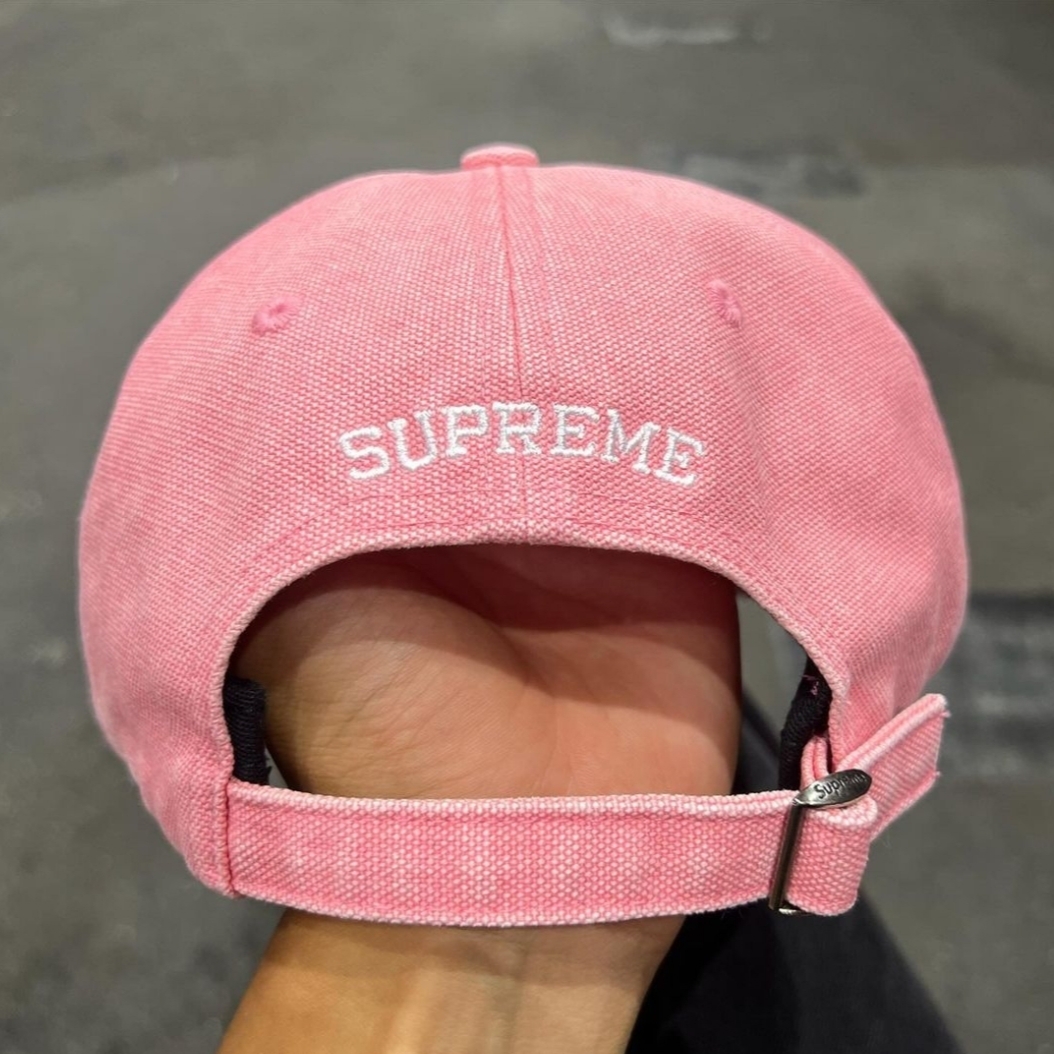 Supreme Pigment S Logo 6-Panel Bright Pink - 24FW, Supreme Pigment S Logo 6-Panel Denim - 24FW 착용 스타일 - 2