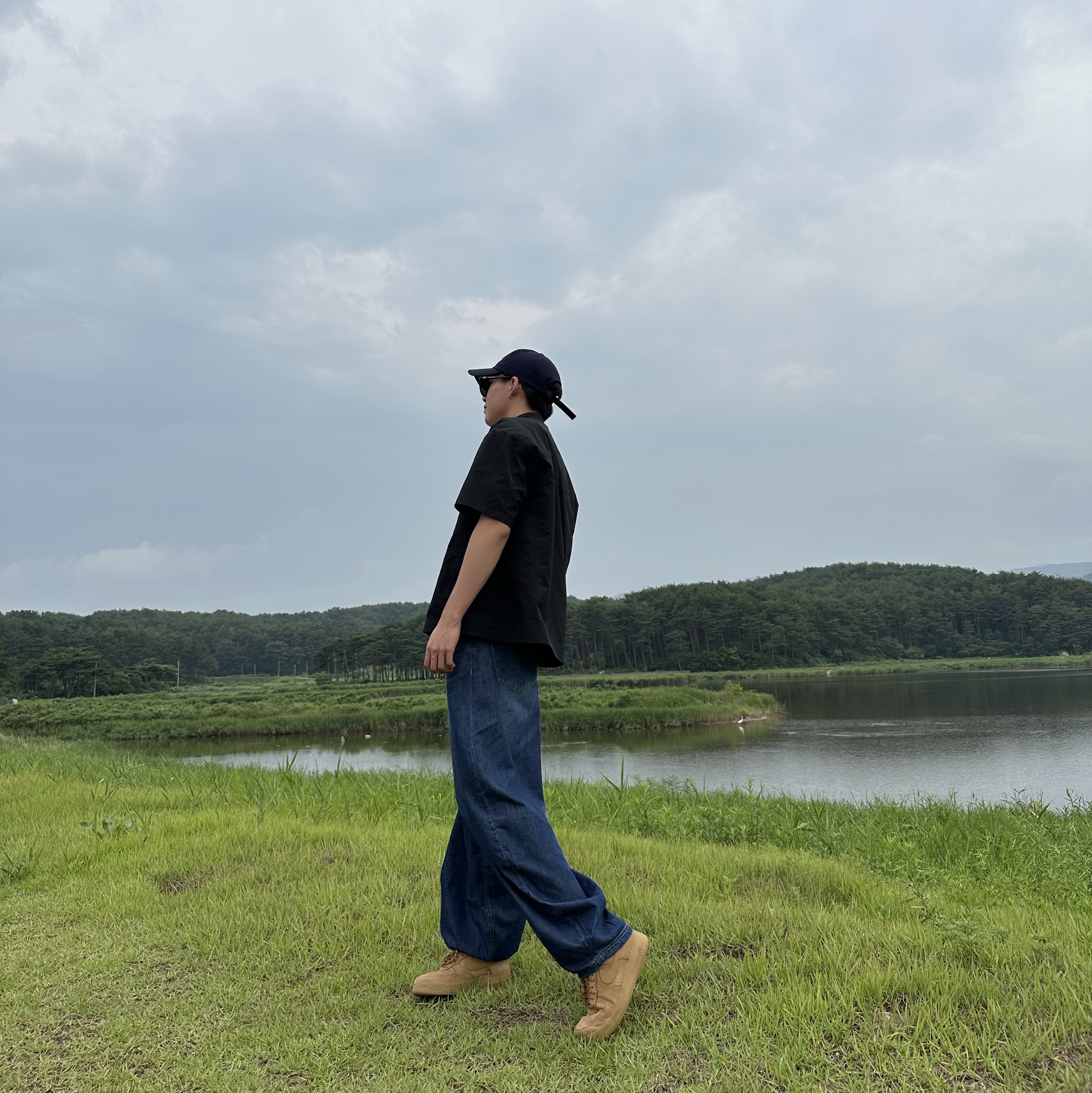 Haleine Biker Zipup 1/2 Shirt Black (VT216), Nike Air Force 1 '07 WB Flax 착용 스타일 - 3