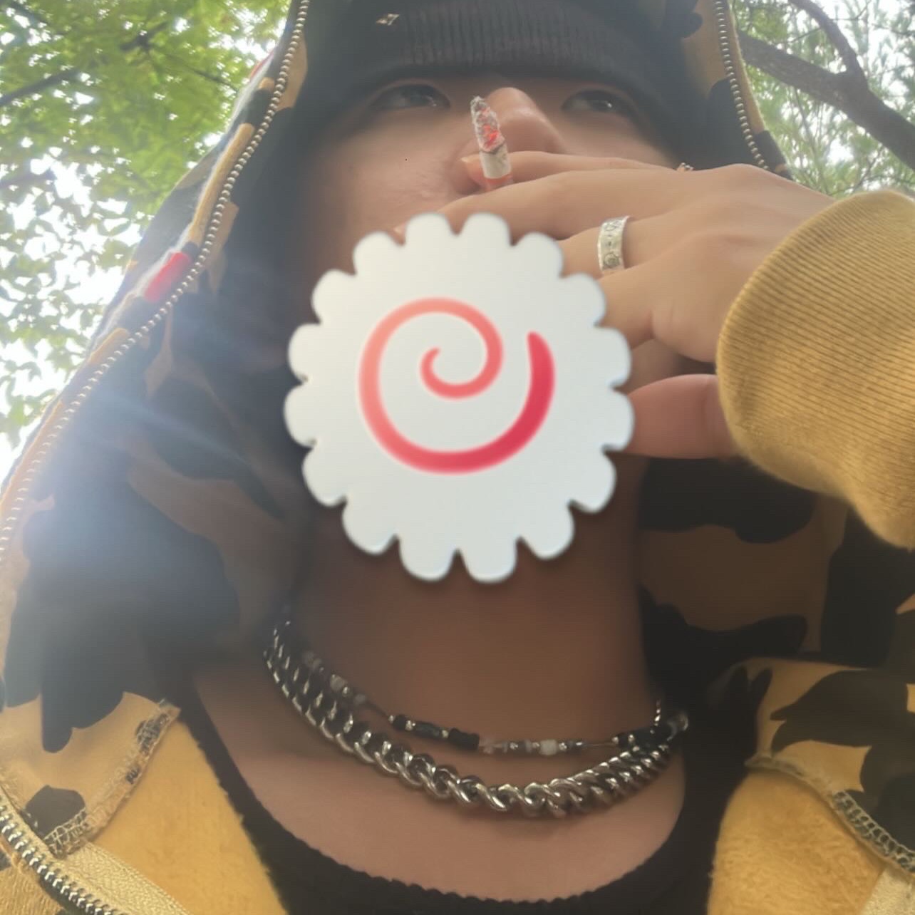 BAPE 1st Camo Shark Full Zip Hoodie Yellow 착용 스타일