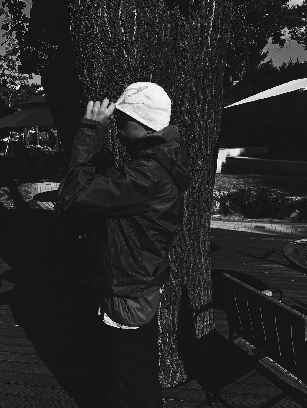 BLR Curved Logo Beanie Black, BLR Curved Logo Beanie Ivory 착용 스타일