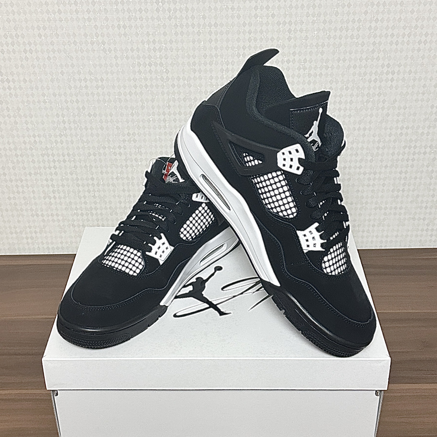 Jordan 4 Retro White Thunder 착용 스타일 - 4