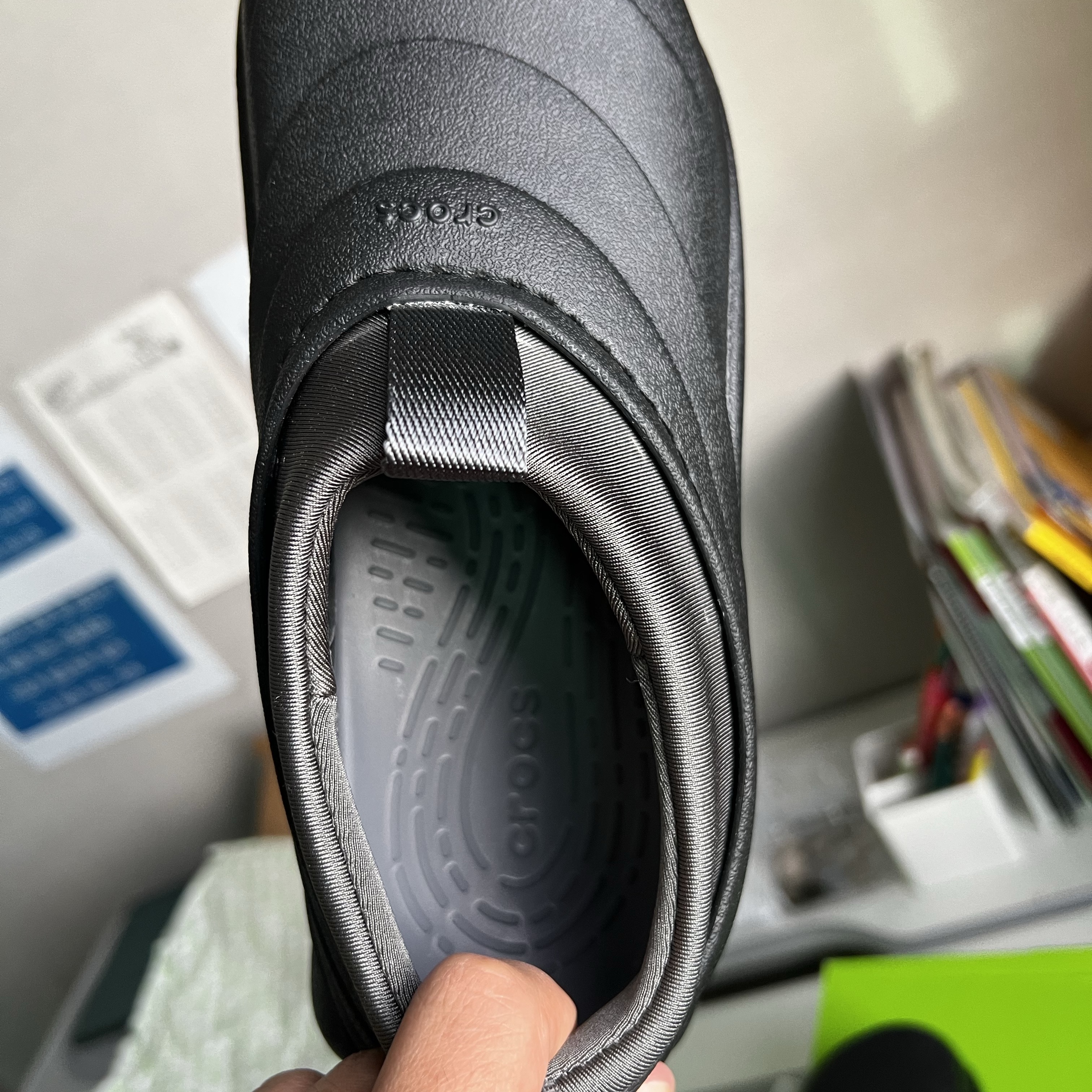 Crocs Echo Storm Midnight 착용 스타일 - 4
