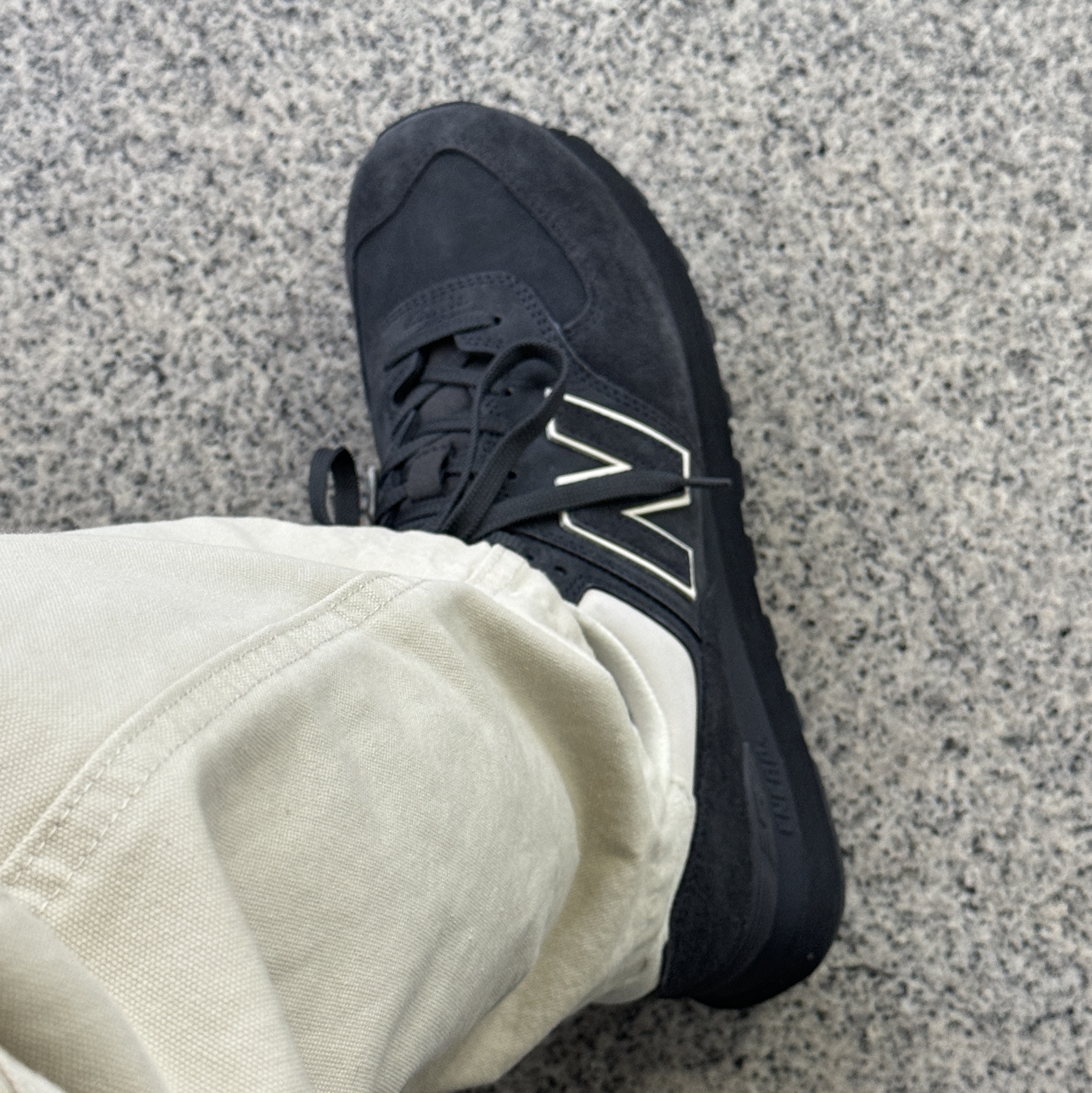 New Balance x Comme des Garcons Junya Watanabe Man 574 Suede Grey Off White 착용 스타일