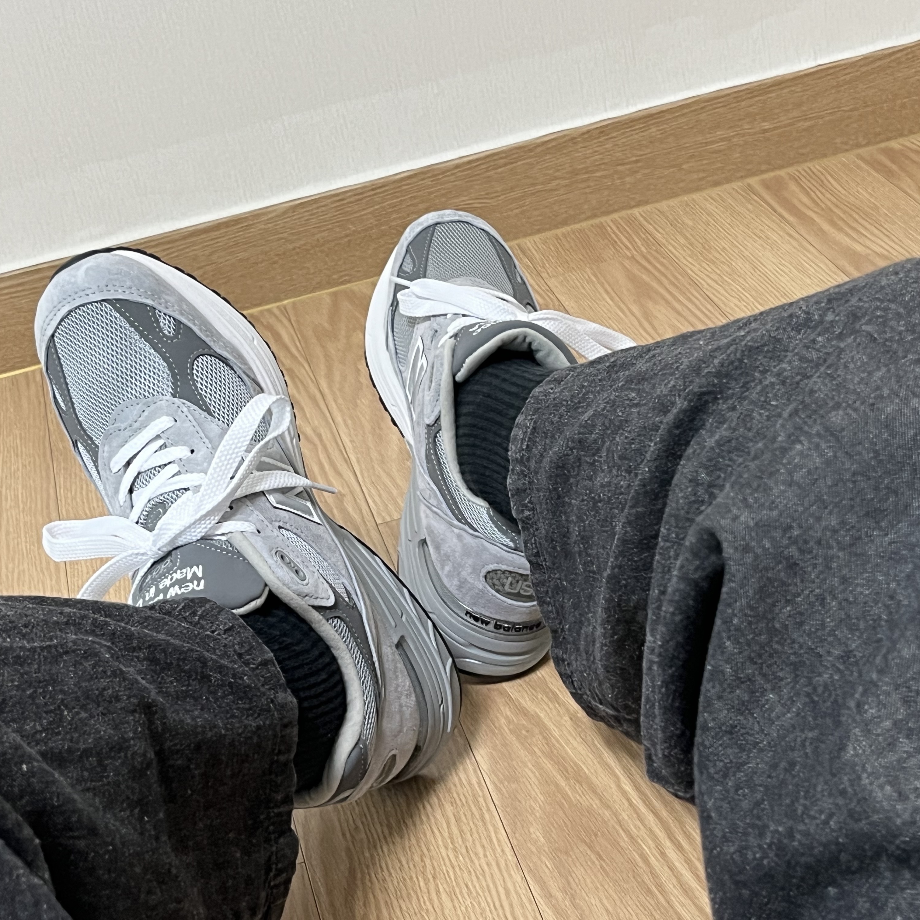 New Balance 993 Made in USA Grey - D Standard 착용 스타일 - 1