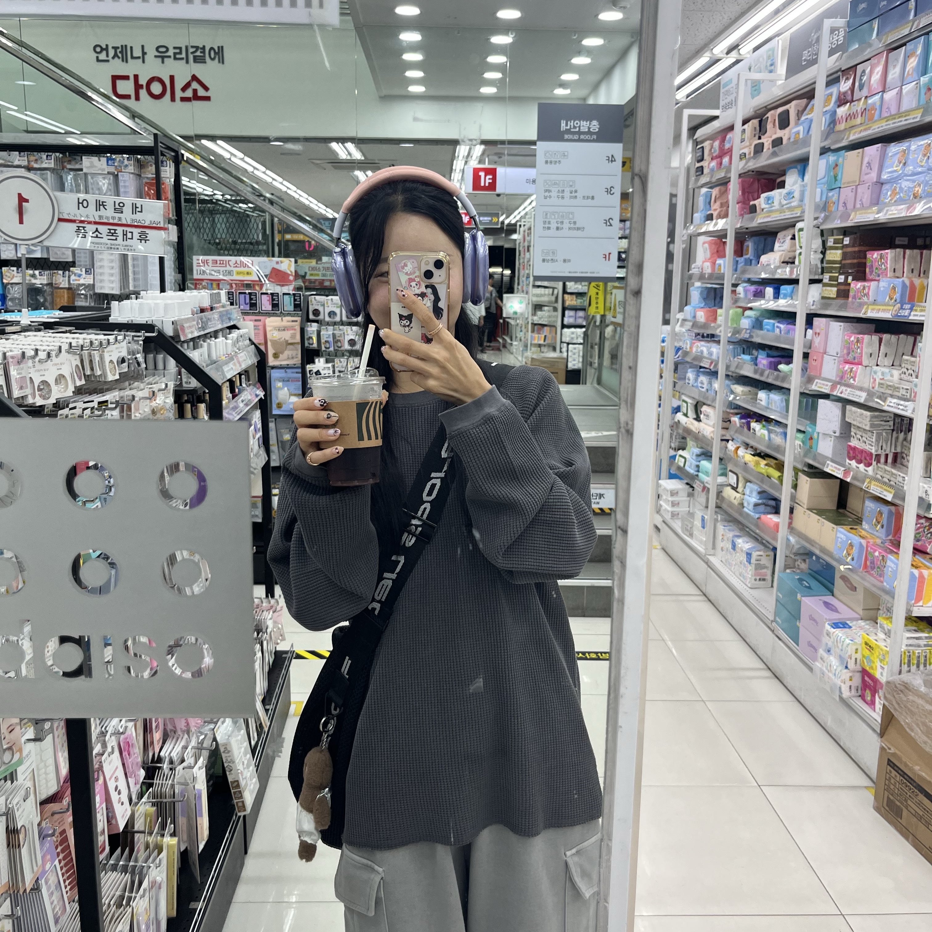 Stussy Raglan Thermal LS Crew Washed Black, Apple AirPods Max USB C Purple (Korean Ver.) 착용 스타일