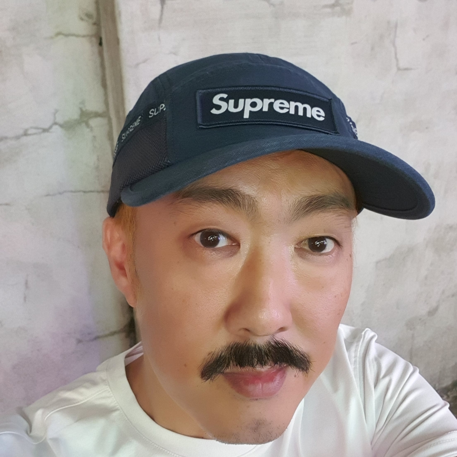 Supreme Mesh Pocket Camp Cap Navy - 23FW 착용 스타일 - 1