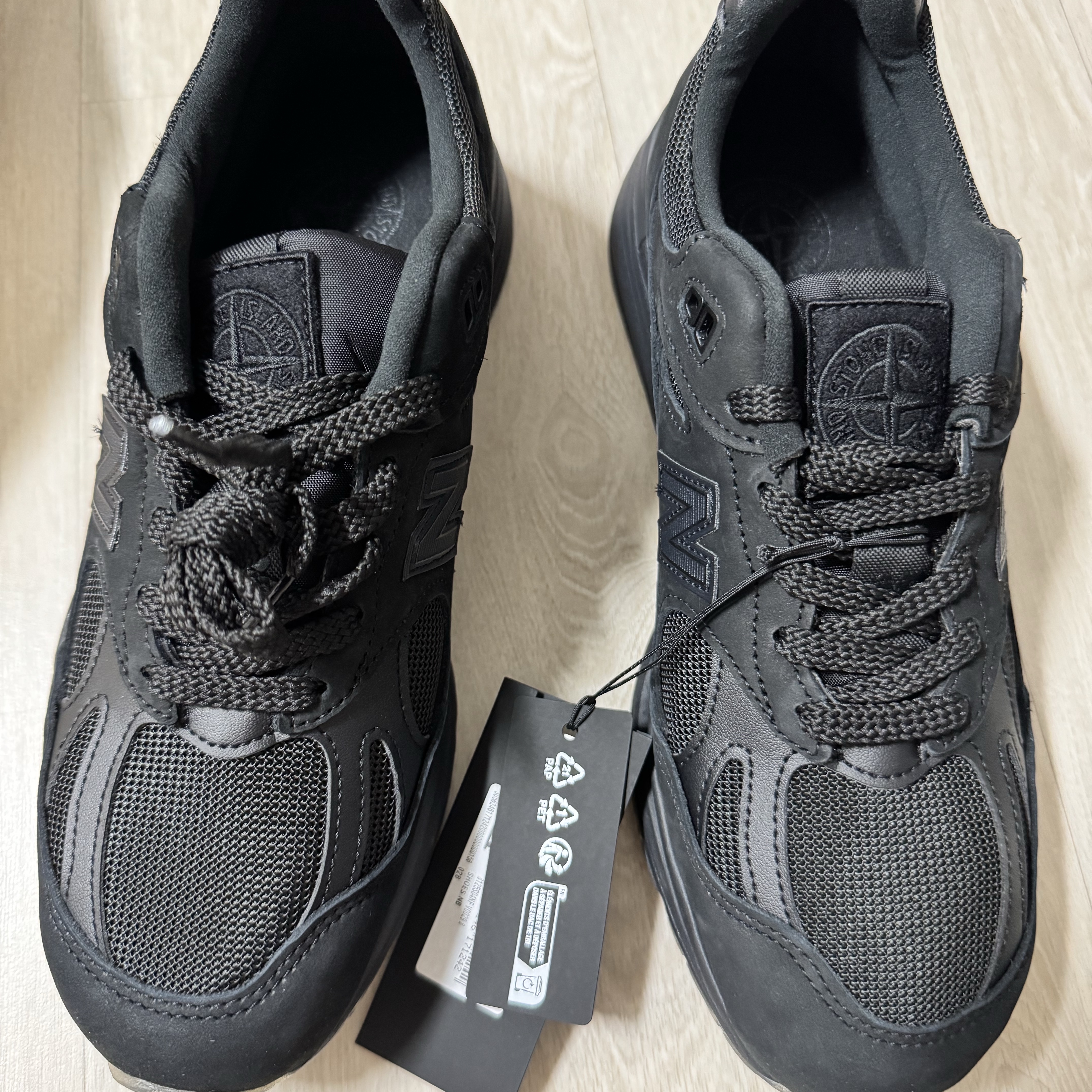 New Balance x Stone Island 991v2 Made in UK Black 착용 스타일 - 4