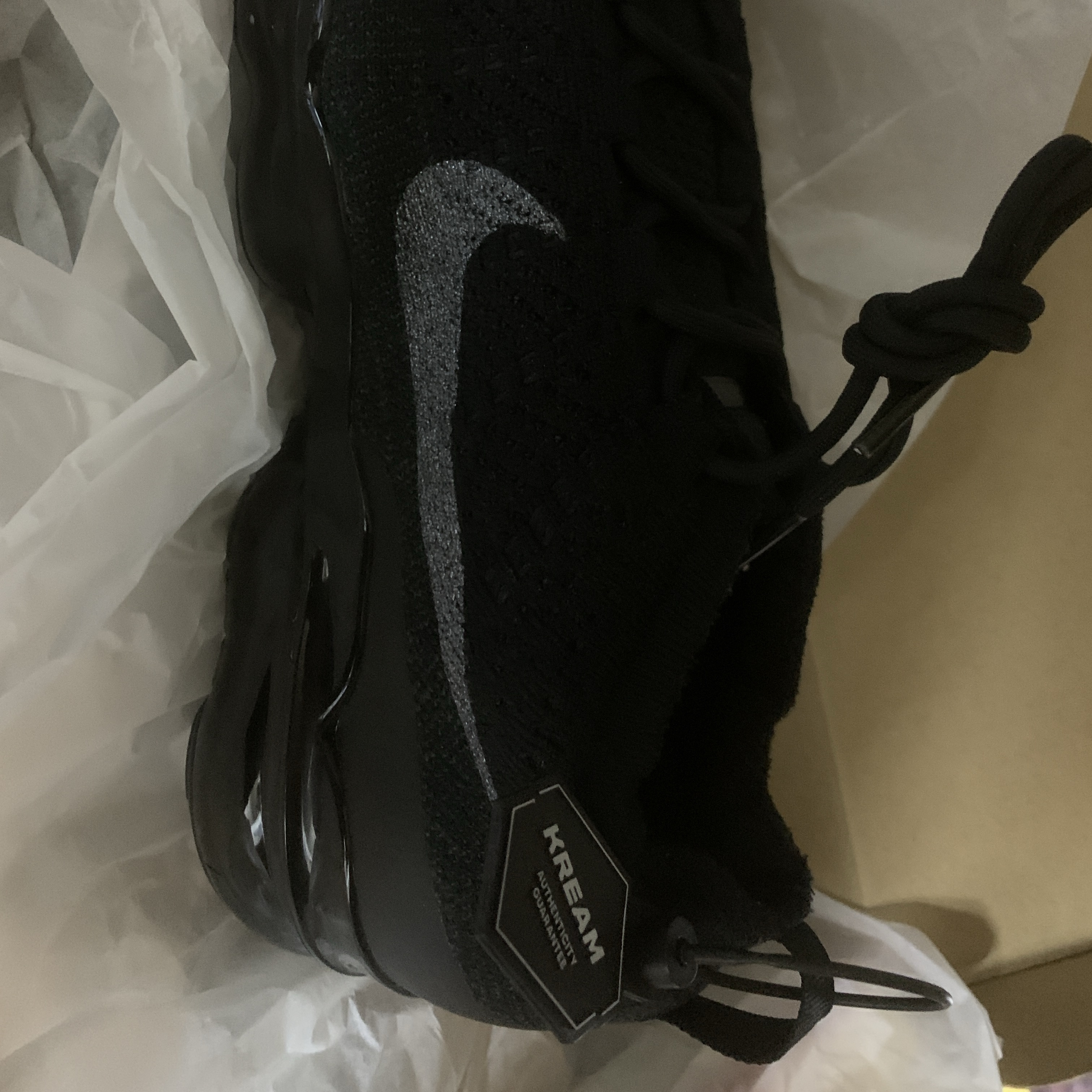 Nike Air VaporMax 2023 Flyknit Triple Black 착용 스타일