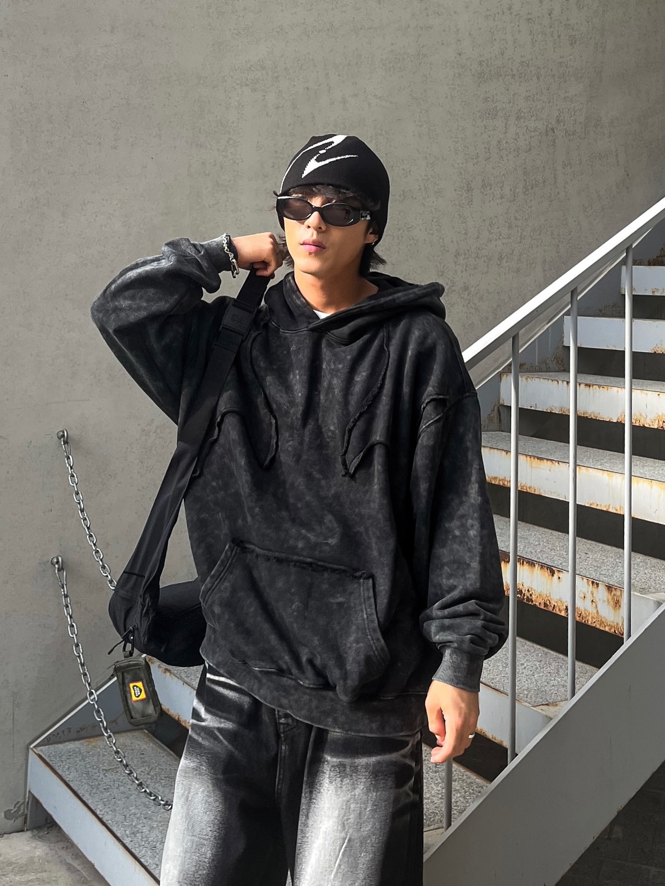 BLR Curved Logo Beanie Black, BLR Curved Logo Beanie Ivory 착용 스타일