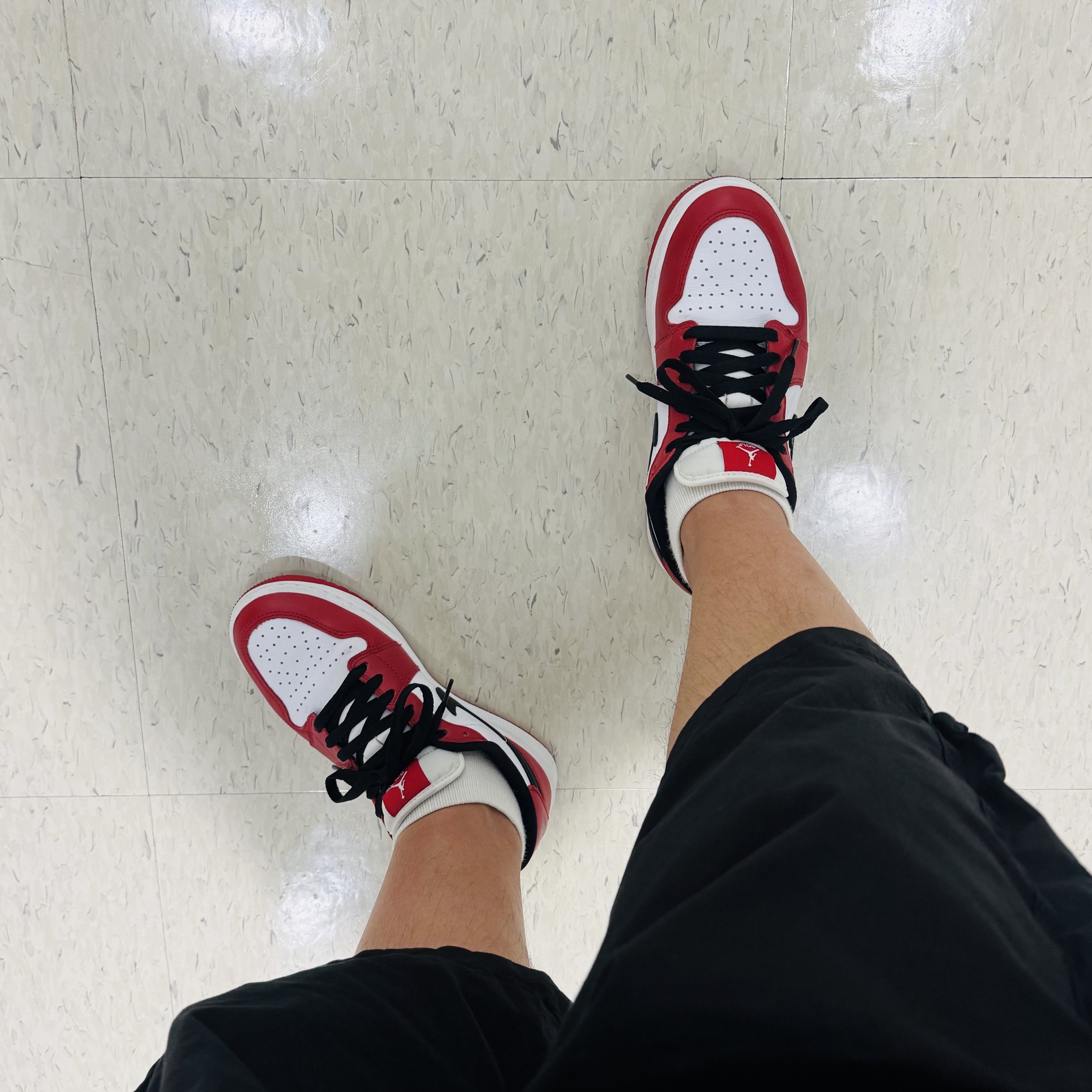 Jordan 1 Low Golf Chicago 착용 스타일