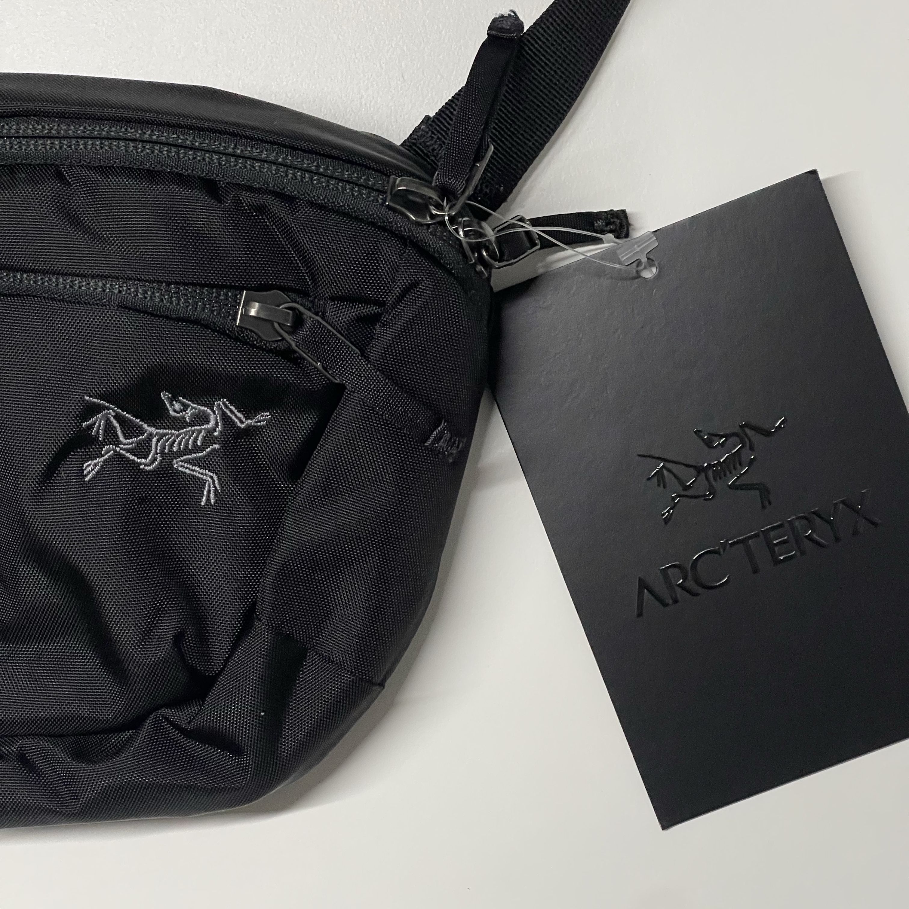 Arc'teryx Mantis 1 Waistpack Black 착용 스타일