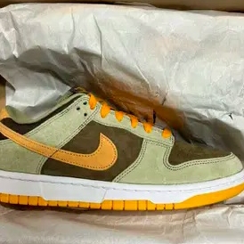 Nike Dunk Low SE Dusty Olive 착용 스타일