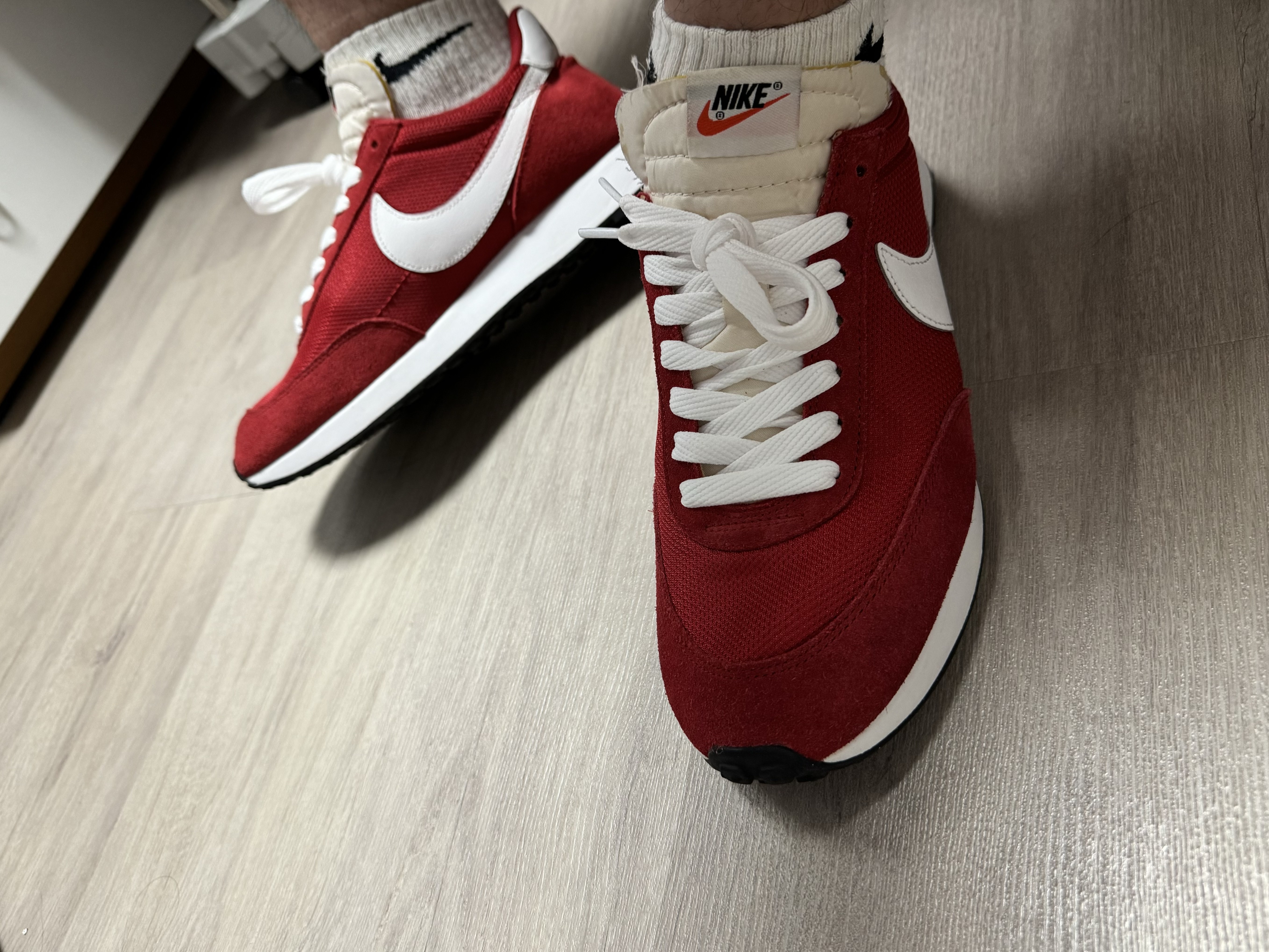 Nike Air Tailwind 79 Gym Red 착용 스타일 - 1