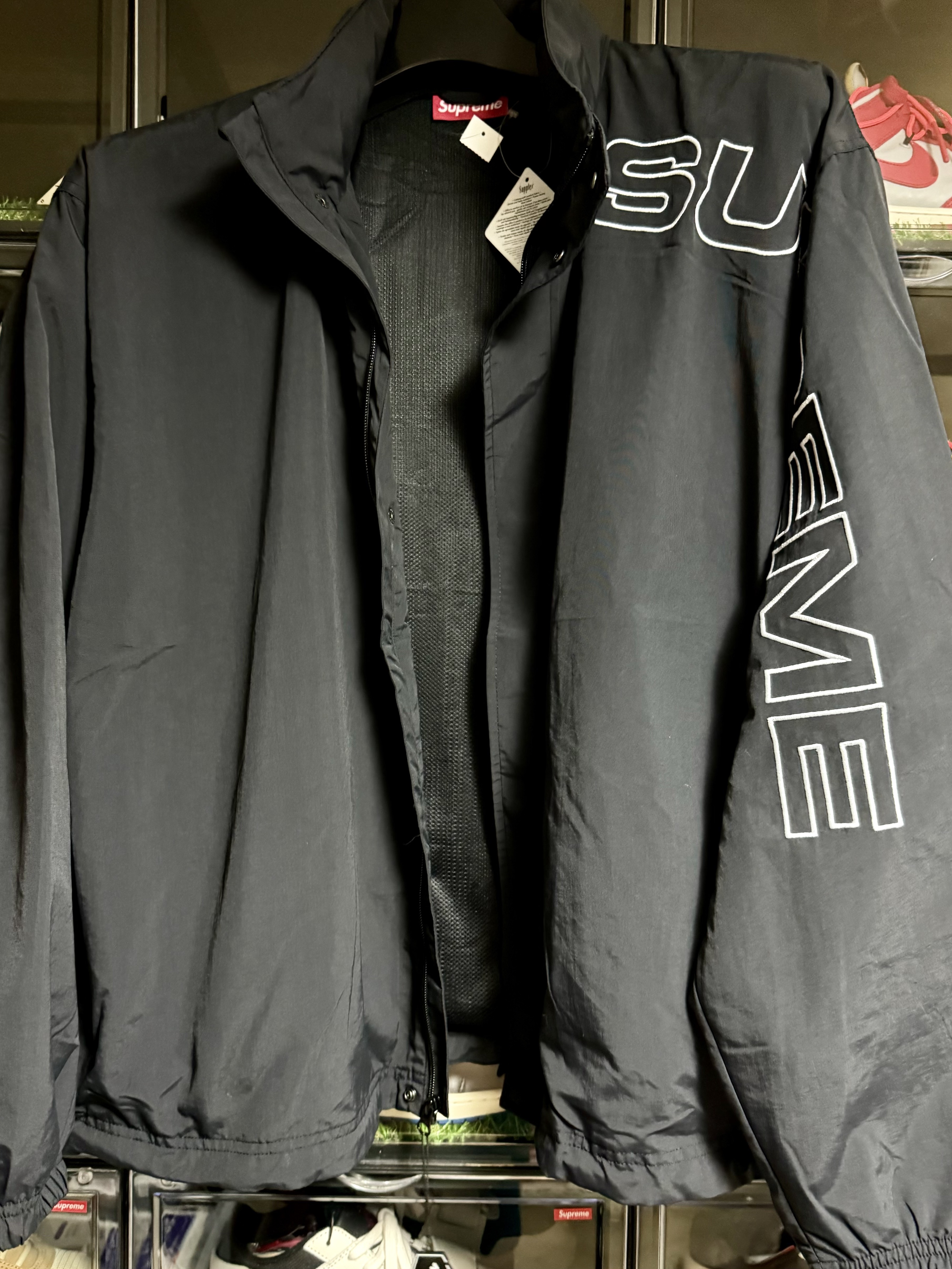 Supreme Spellout Embroidered Track Jacket Black - 24FW 착용 스타일 - 1