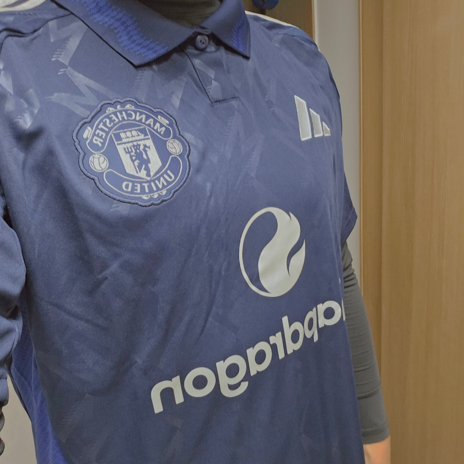 Adidas Manchester United 2024/25 Away Jersey Night Indigo - KR Sizing (Non Marking Ver.) 착용 스타일