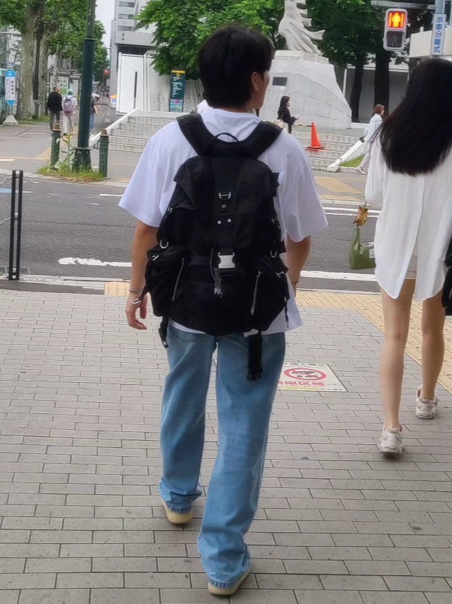 (W) Asics Gel-Nimbus 9 Cream Mineral Beige 착용 스타일