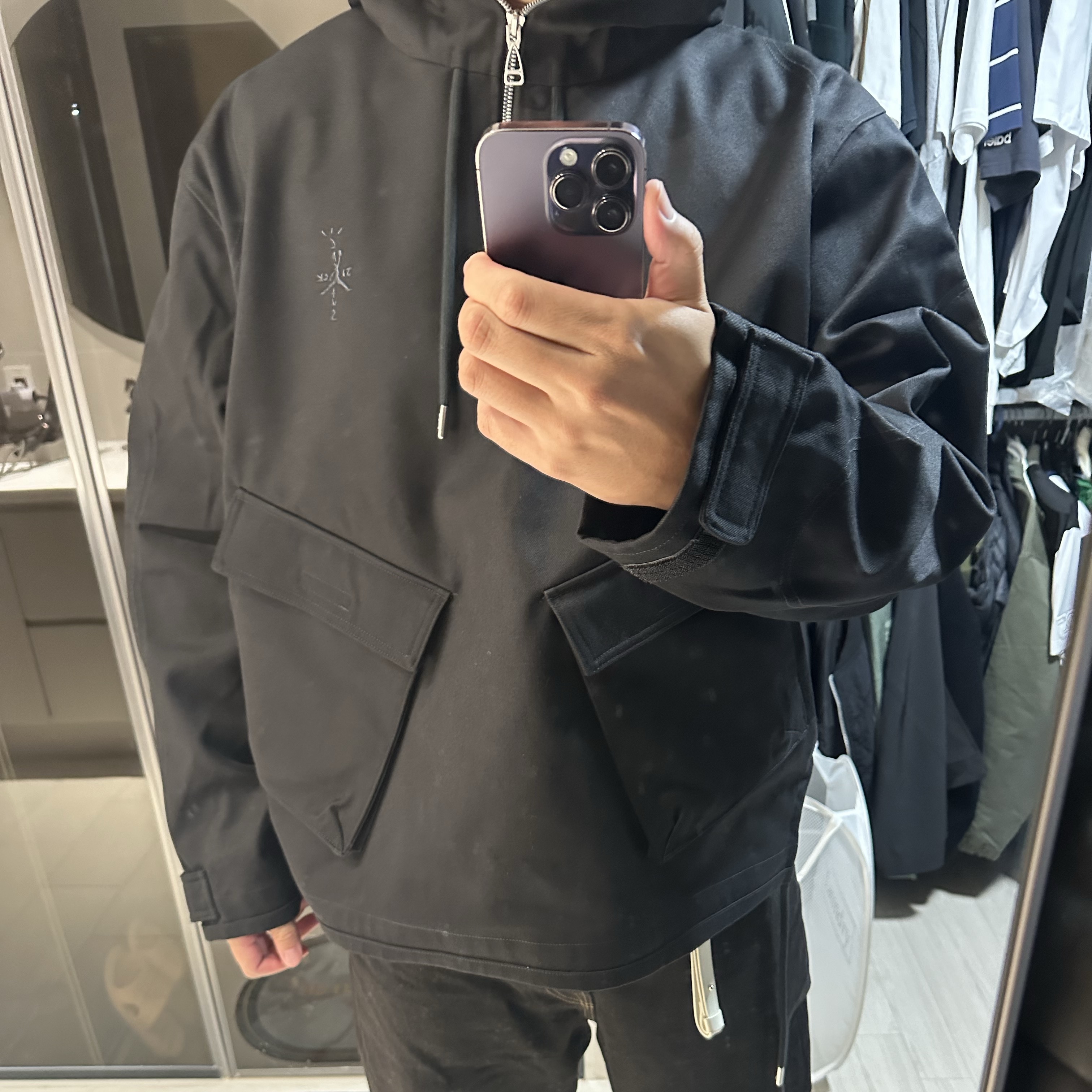 Jordan x Travis Scott Half Zip Jacket Black (DZ5488-010) 착용 스타일 - 1