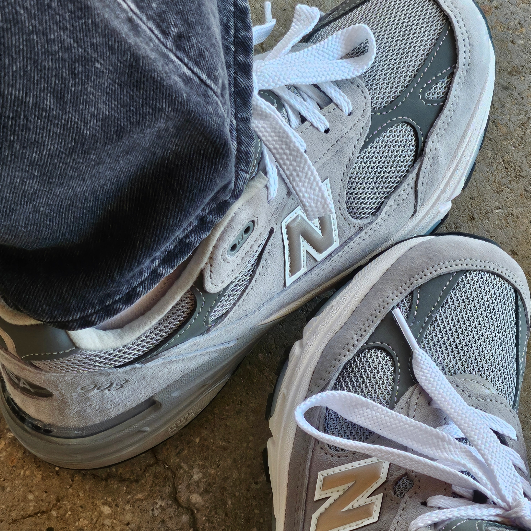 New Balance 993 Made in USA Grey - D Standard 착용 스타일