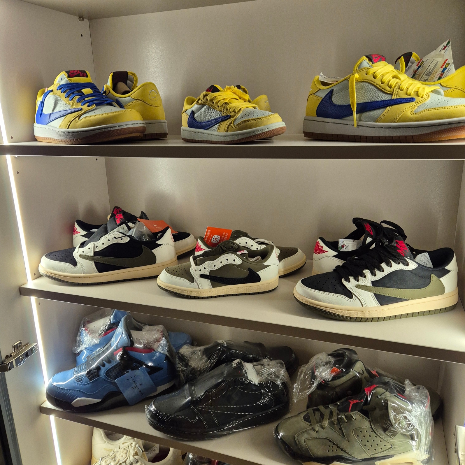 (PS) Jordan 1 x Travis Scott Retro Low OG SP Reverse Olive, (W) Jordan 1 x Travis Scott Retro Low OG SP Canary 착용 스타일 - 9