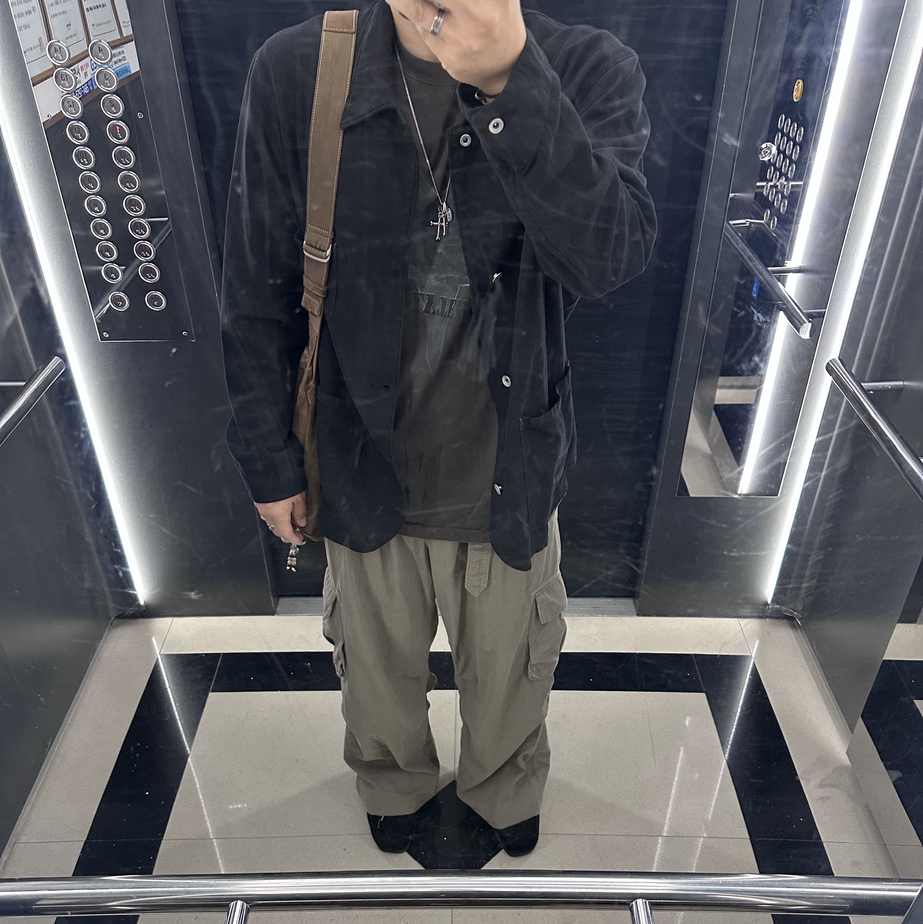 Polyteru Belted Cargo Pants 1.2v Olive Gray, [프리오더] Polyteru Wallabee Shoes Woven Black 착용 스타일