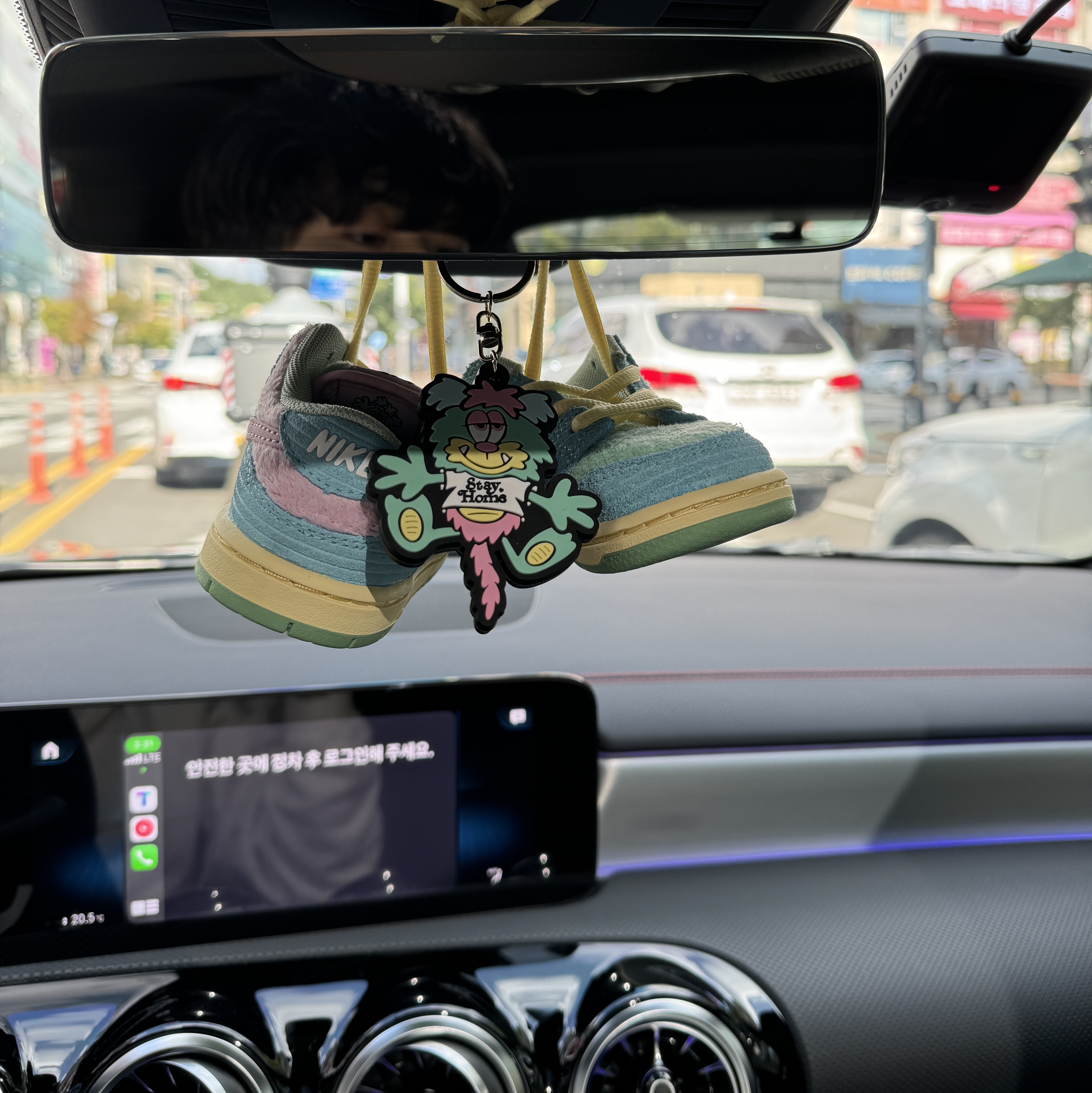 (TD) Nike x Verdy SB Dunk Low Pro Blue Gaze and Enamel Green 착용 스타일