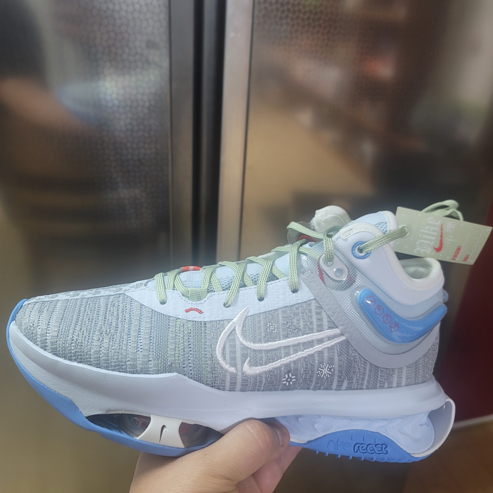 Nike Air Zoom GT Jump 2 EP Wolf Grey Blue Tint 착용 스타일