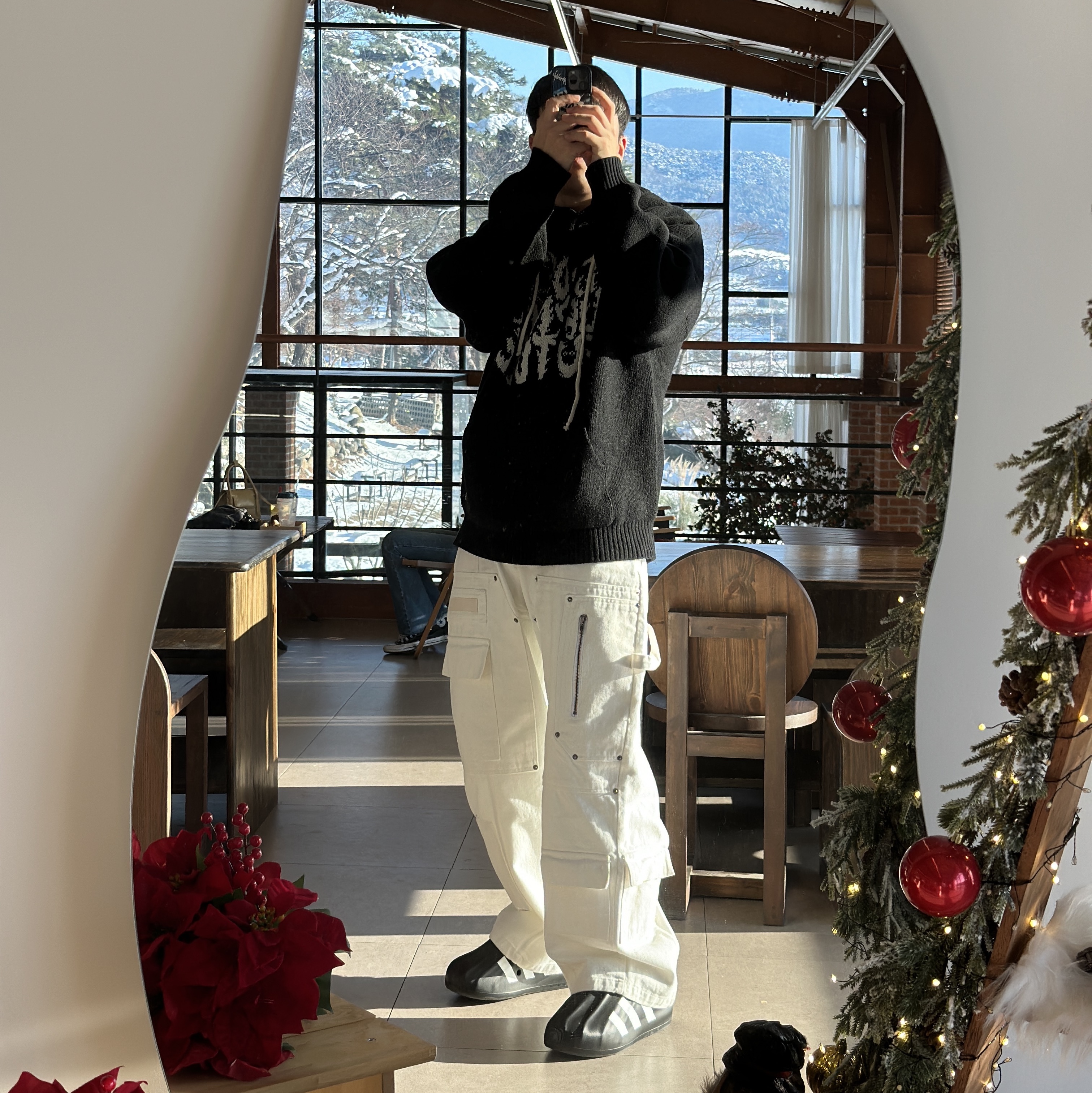 Adidas Adifom Superstar Core Black Cloud White, Project G/R Distressed Layer Zip Hoodie Faded Black 착용 스타일 - 2