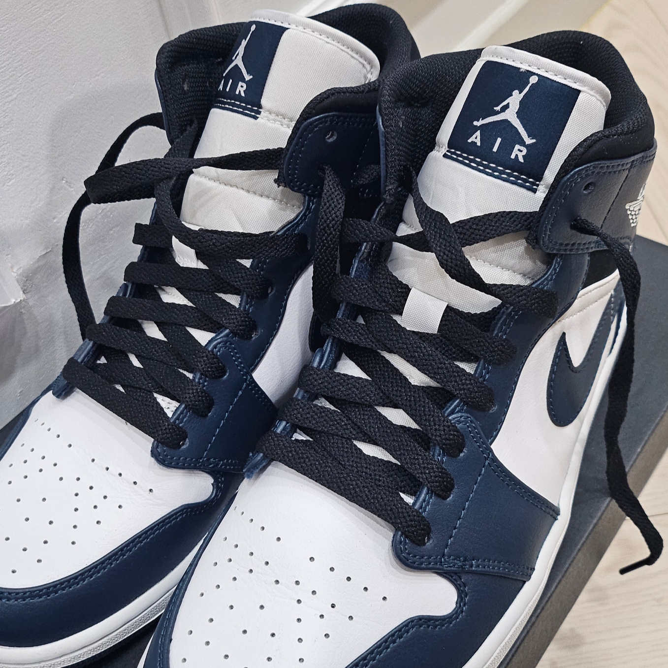 Jordan 1 Mid Dark Teal 착용 스타일