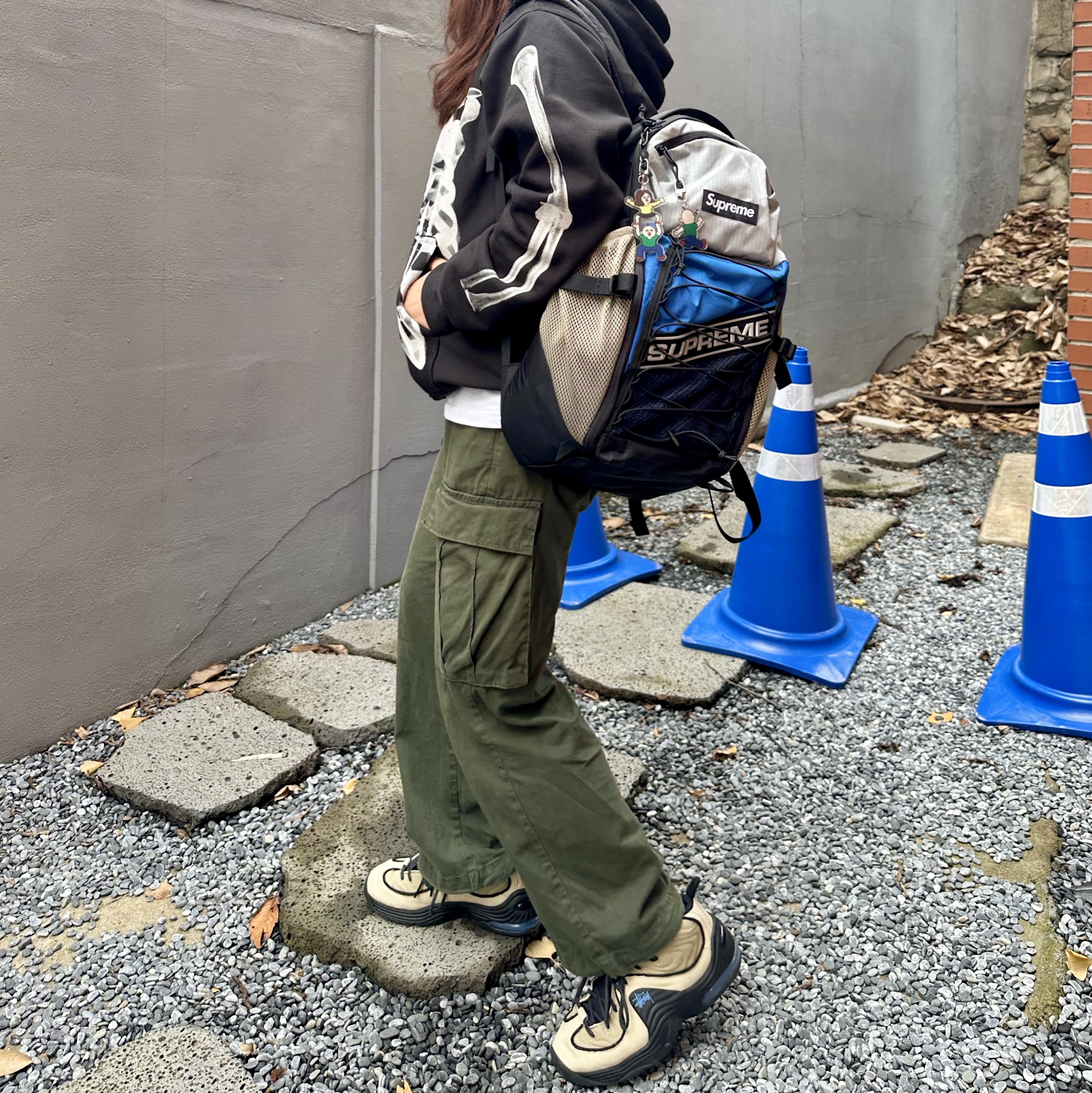 Stussy Rib Cage Zip Hoodie Black White, Supreme Backpack Blue - 23FW 착용 스타일