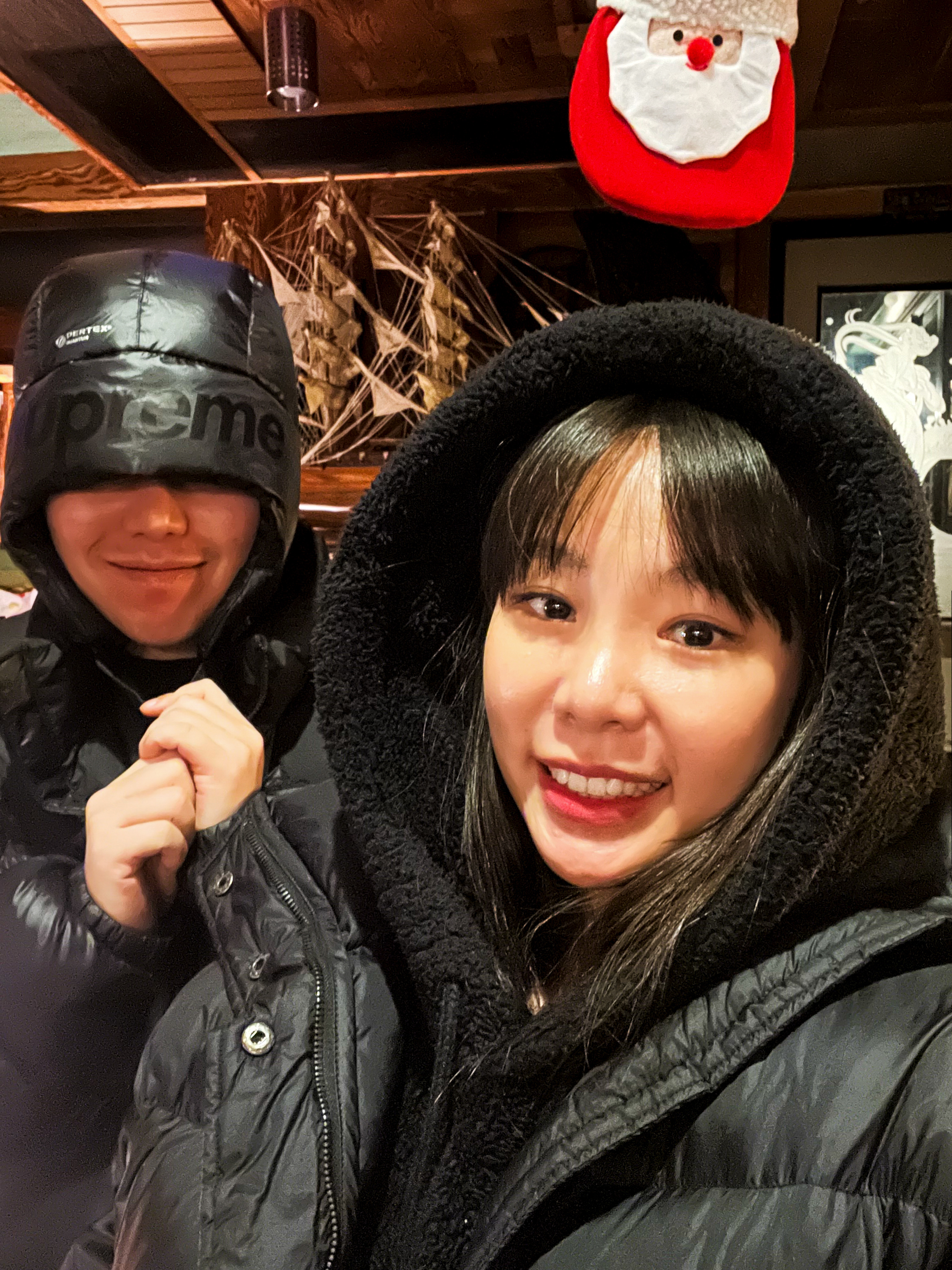 Supreme Featherweight Down Trooper Black - 23FW, Subu x END. Winter Knit Green 착용 스타일 - 1