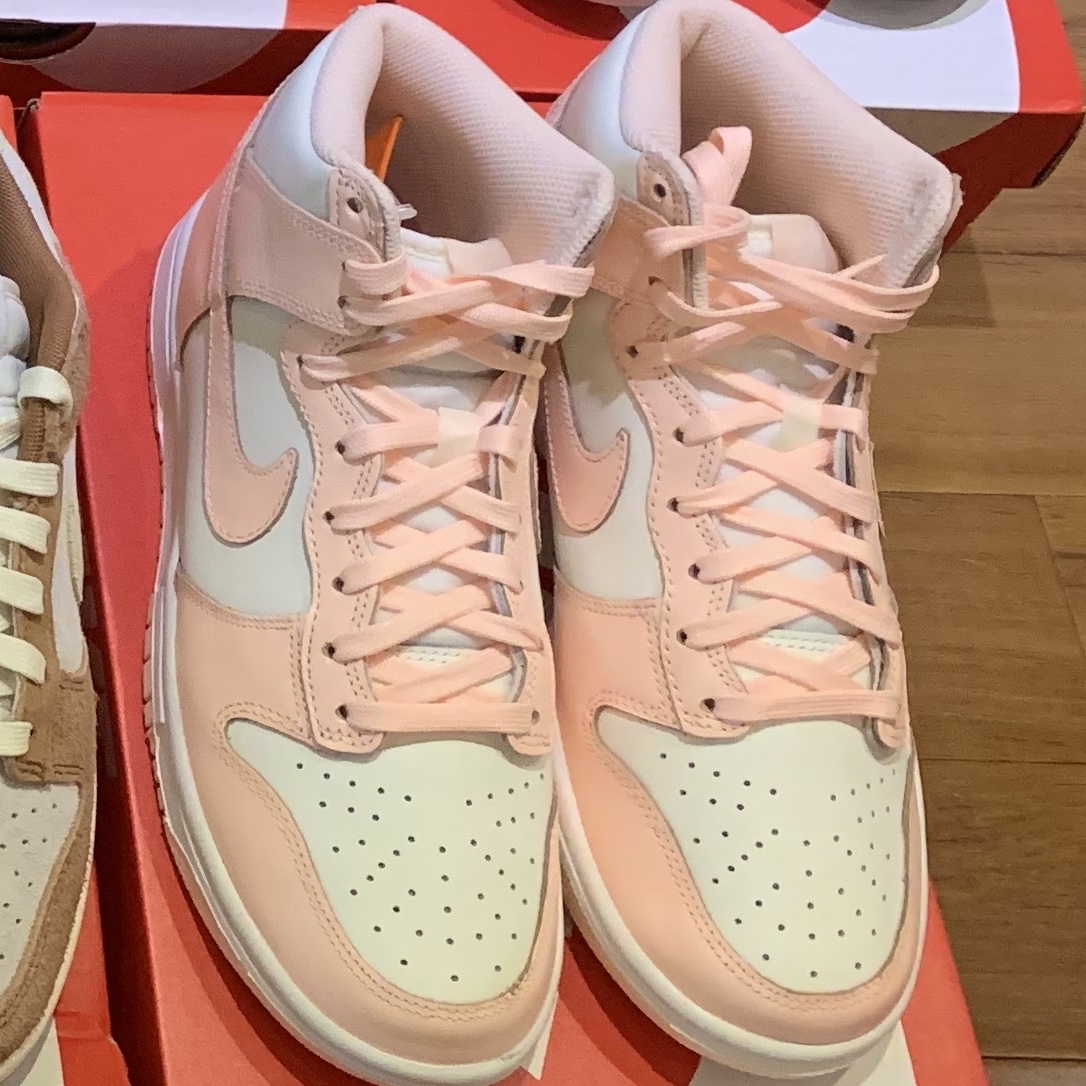 (W) Nike Dunk High Crimson Tint 착용 스타일