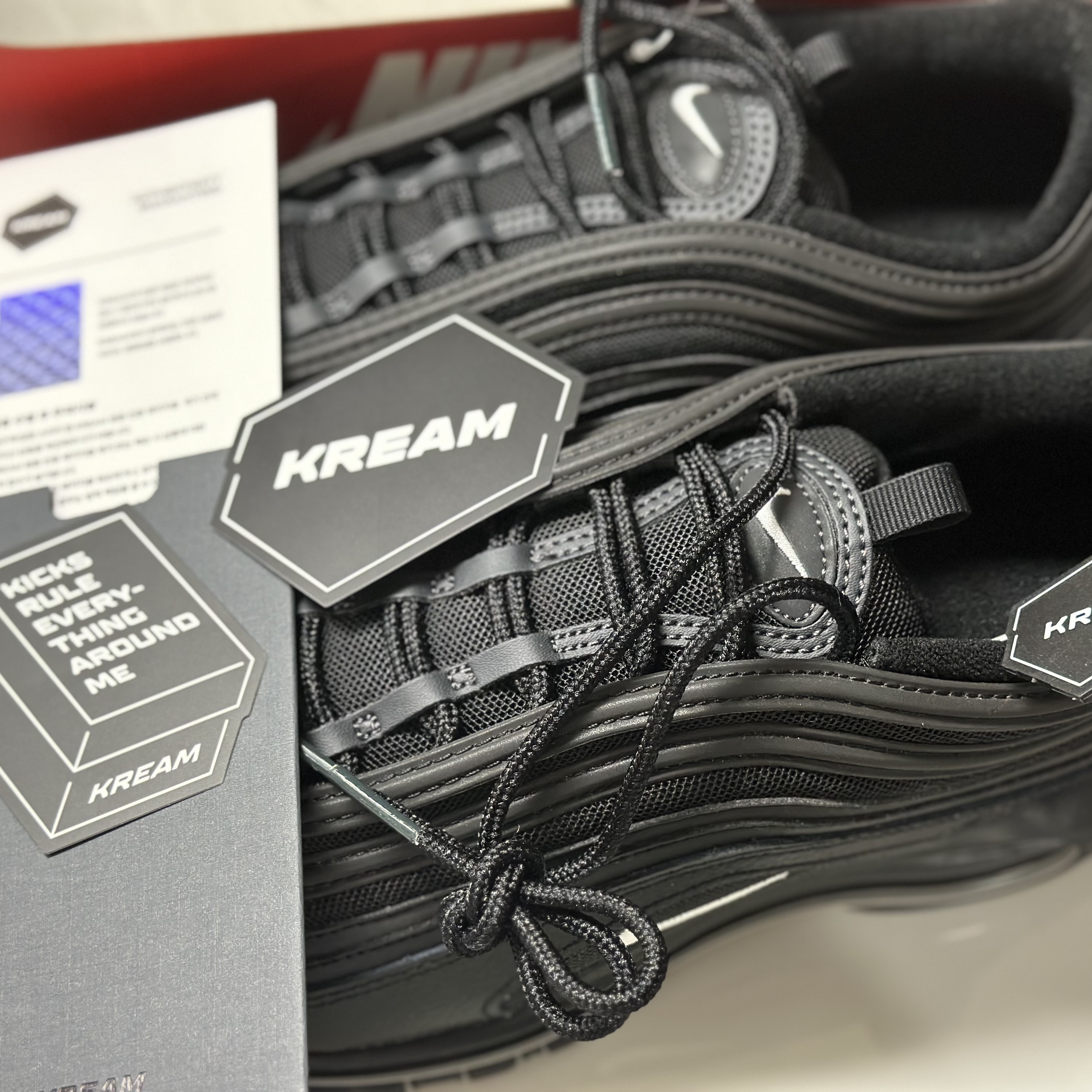 Nike Air Max 97 Black White Anthracite 착용 스타일 - 2