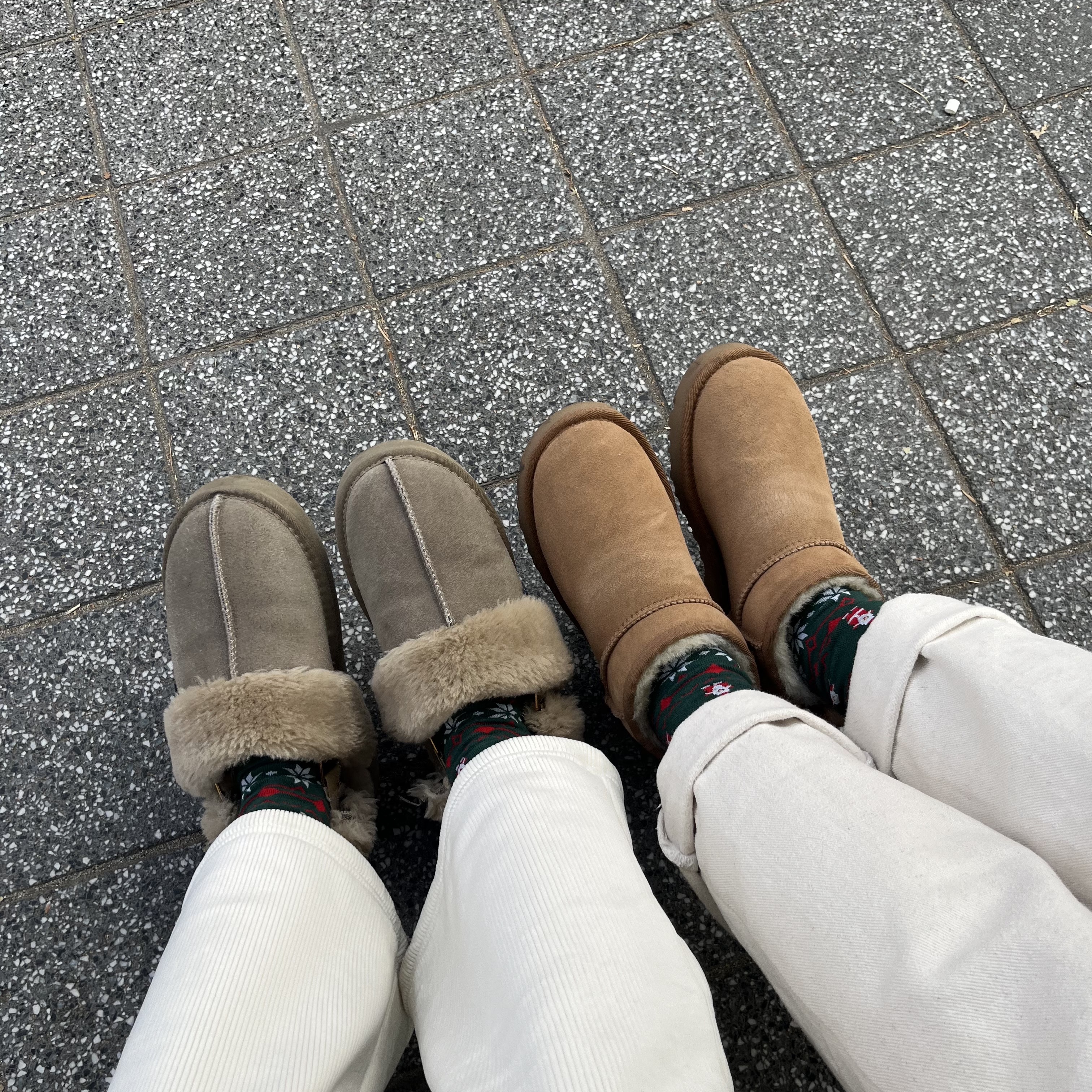 (W) UGG Classic Ultra Mini Boots Chestnut 착용 스타일