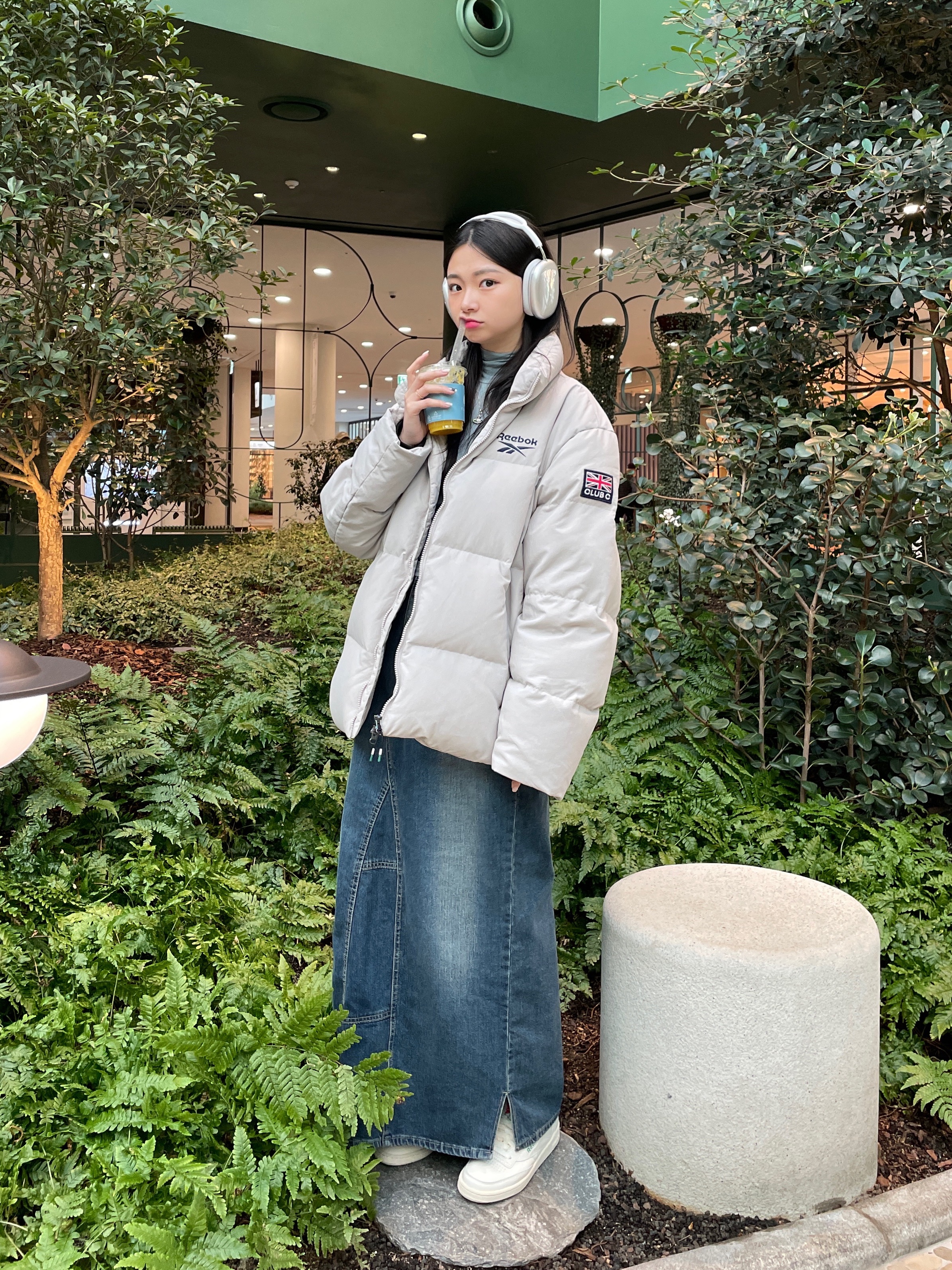 Reebok Club C 85 Vintage Chalk Green, Apple AirPods Max Lightning Silver (Korean Ver.) 착용 스타일 - 1
