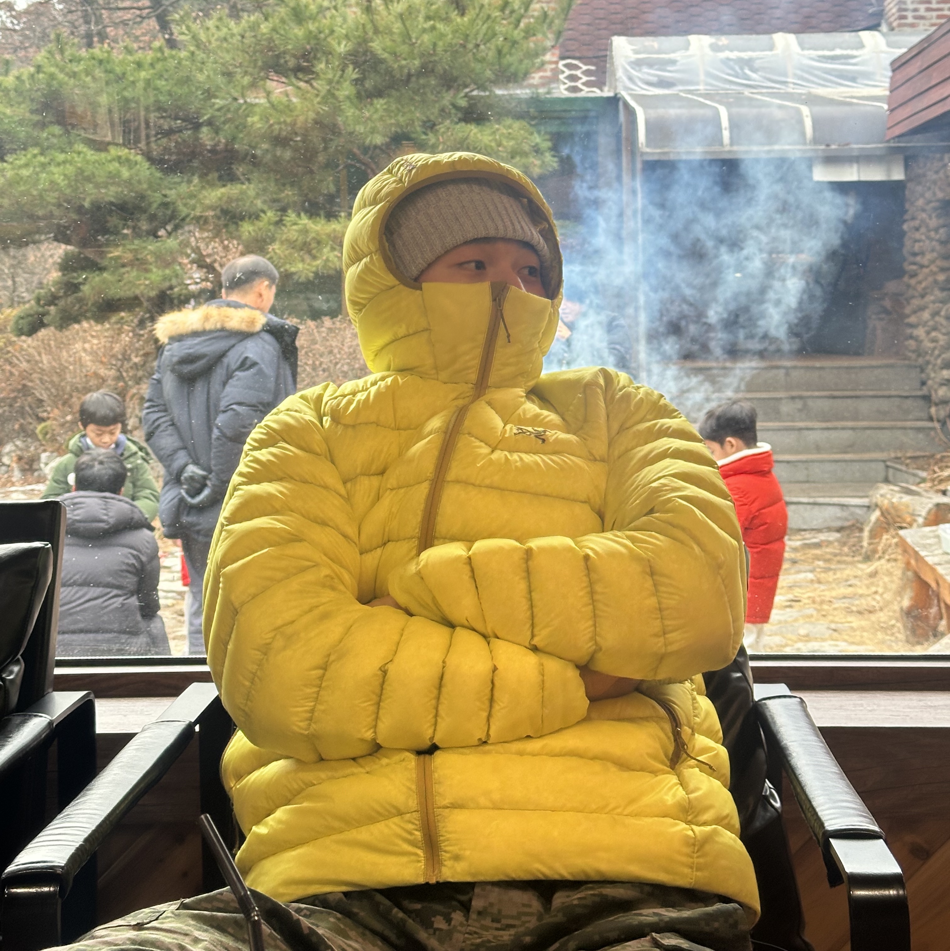 아크테릭스 세륨 후디 오라클 착용 스타일