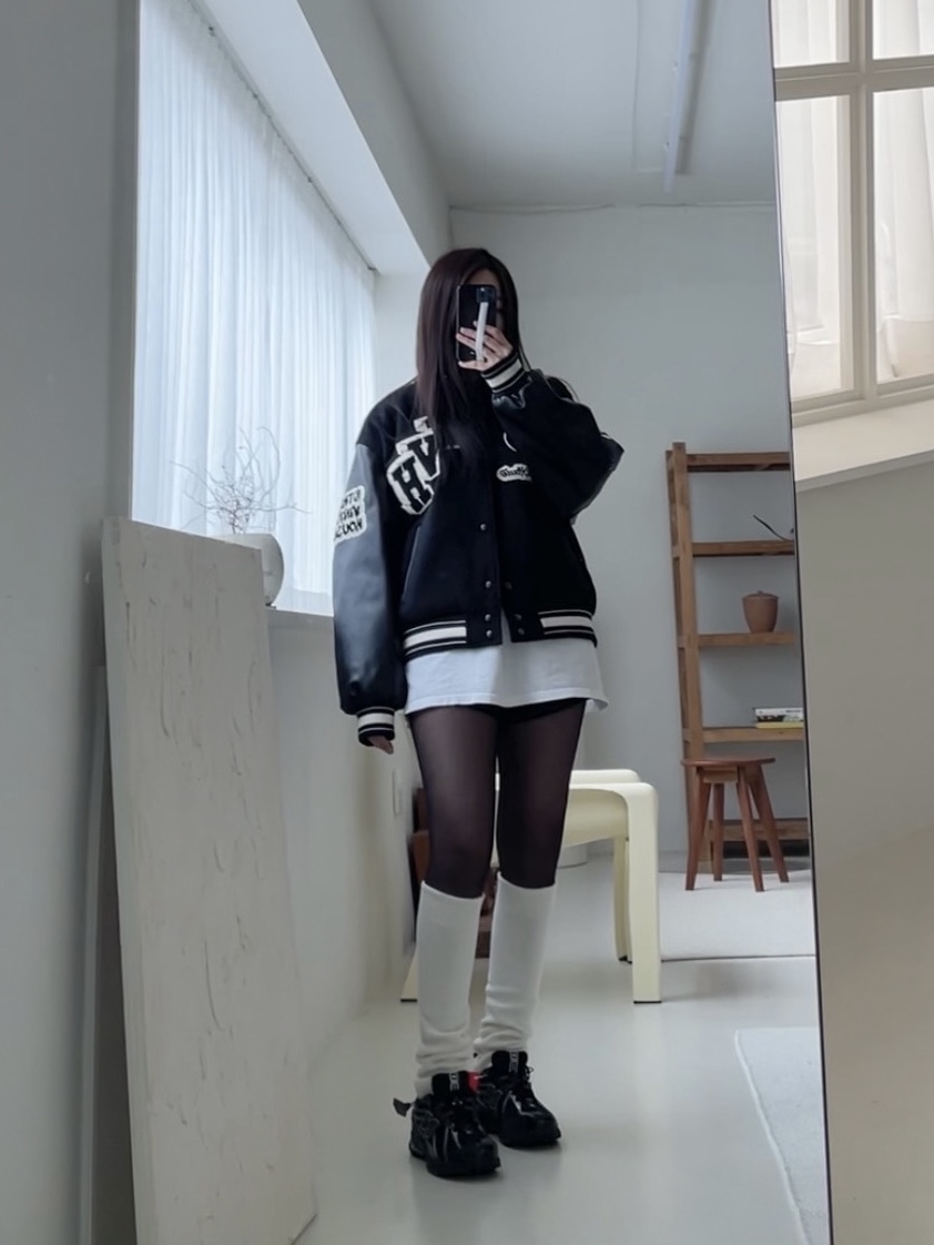New Balance 1906R Black Silver Metallic, Stussy Basic Stussy T-Shirt White 2023 착용 스타일 - 2