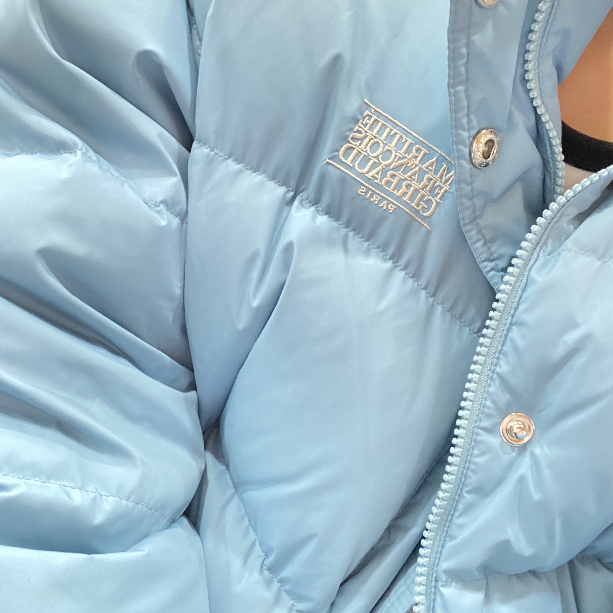 Marithe Francois Girbaud Classic Logo Duck Down Puffer Vintage Blue 착용 스타일