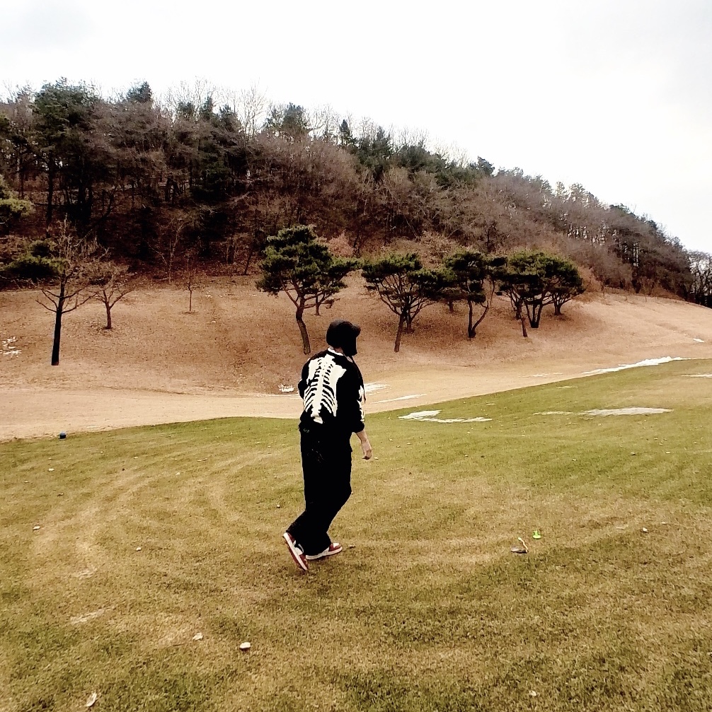 Kapital 5G Cotton Knit Bone Crewneck Sweater Black, Jordan 1 Retro High OG Chicago 2022 착용 스타일 - 2