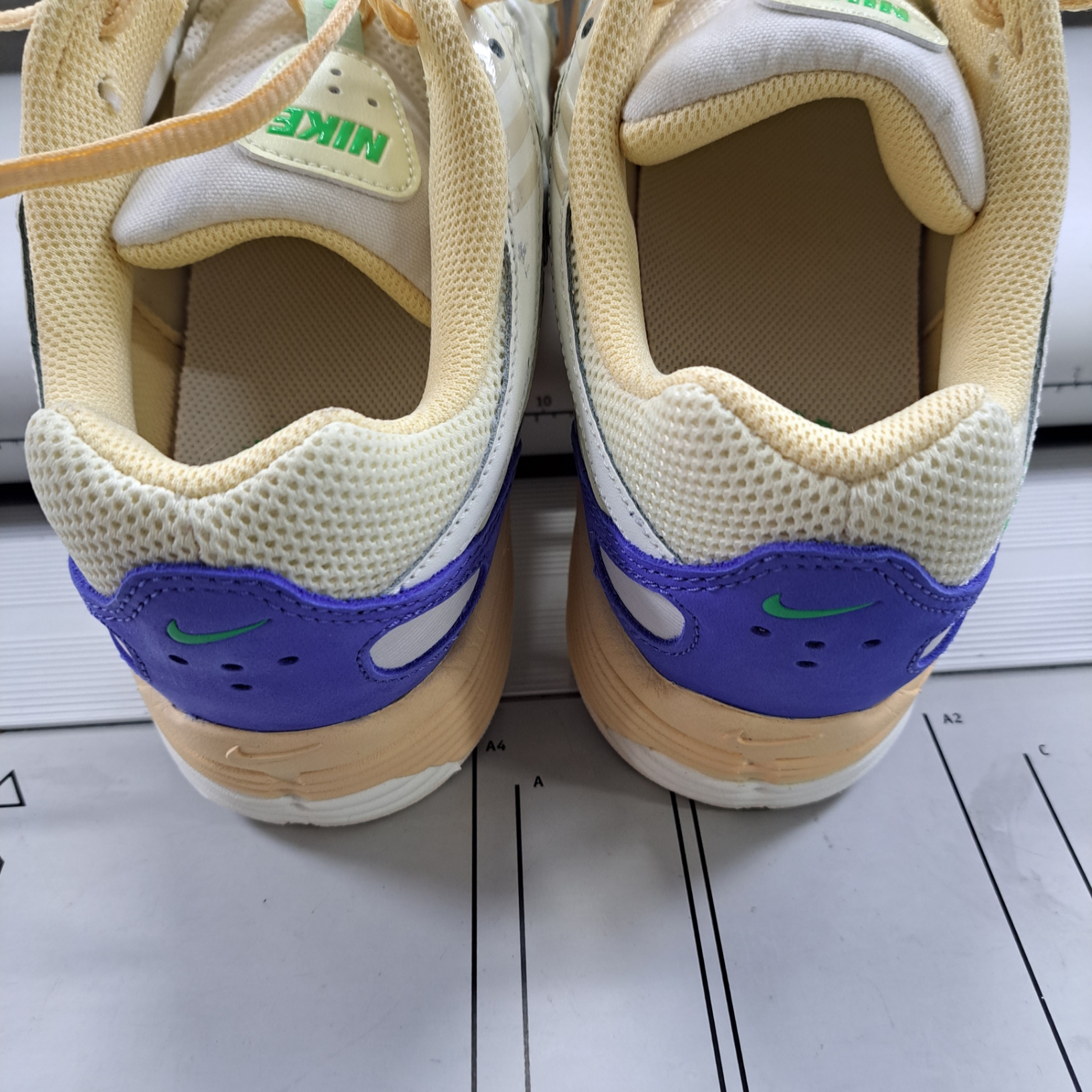 Nike P-6000 Coconut Milk Medium Blue 착용 스타일 - 3