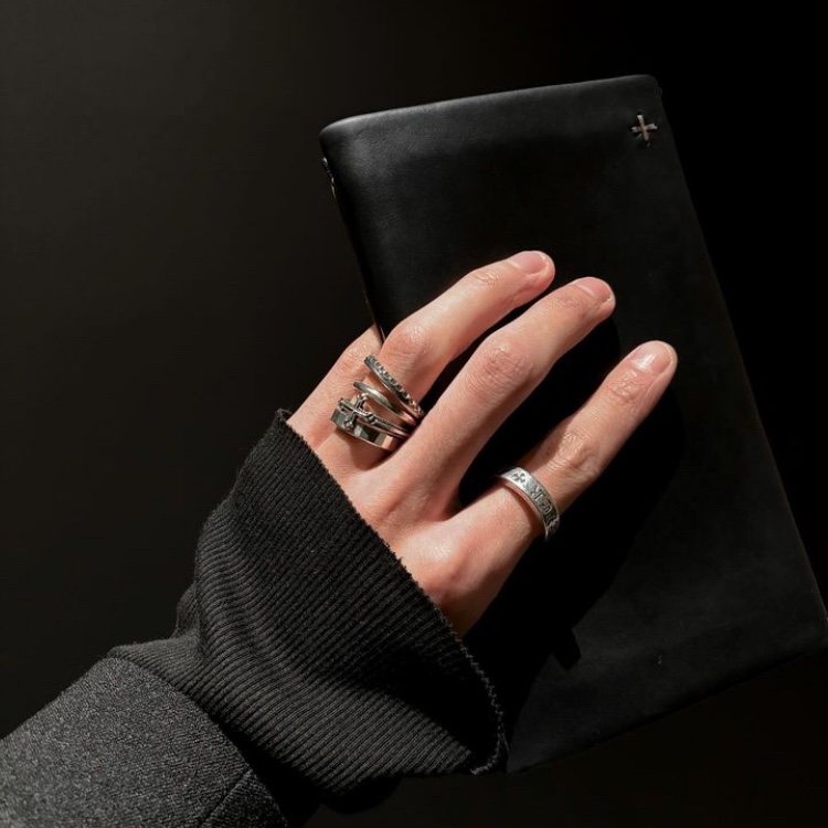 Werkstatt:Munchen 4 Ring Combination Cross Sterling Silver - 24SS 착용 스타일 - 1