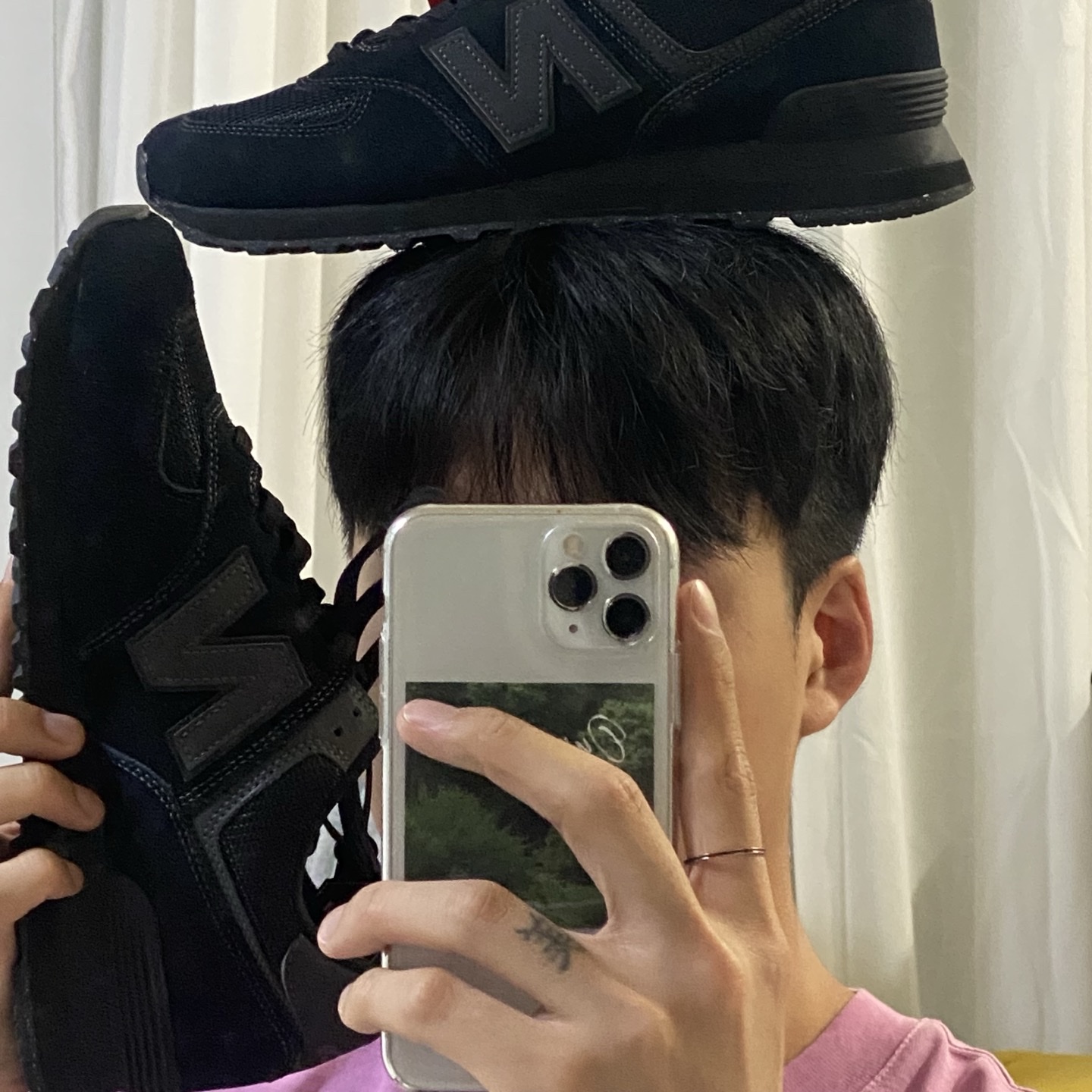 New Balance 574 Triple Black - D Standard 착용 스타일