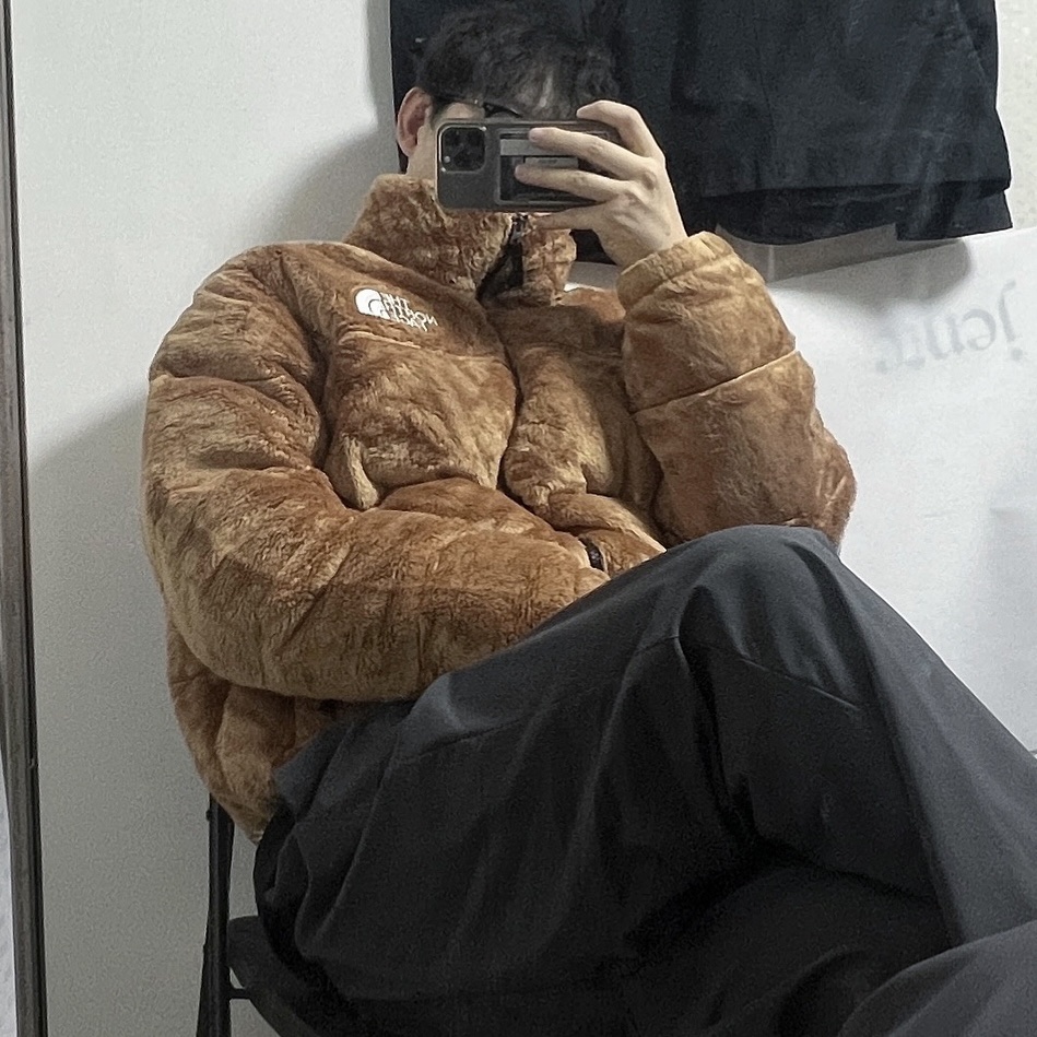 (W) The North Face Versa Velour Nuptse Jacket Almond Butter, The North Face Versa Velour Nuptse Jacket Black 착용 스타일