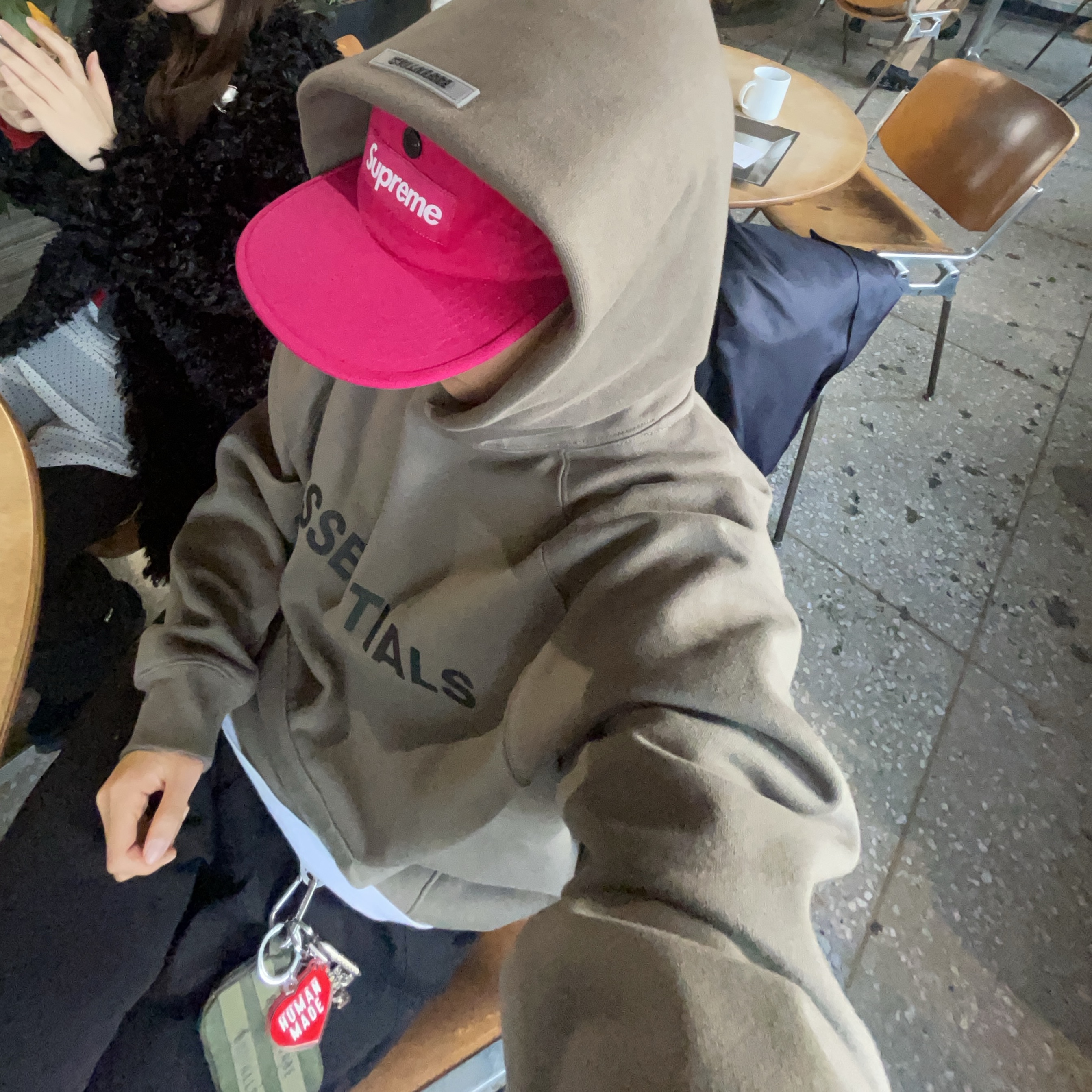 Supreme Snap Pocket Camp Cap Dark Magenta - 23FW, Apple AirPods Max Lightning Space Gray (Korean Ver.) 착용 스타일 - 5