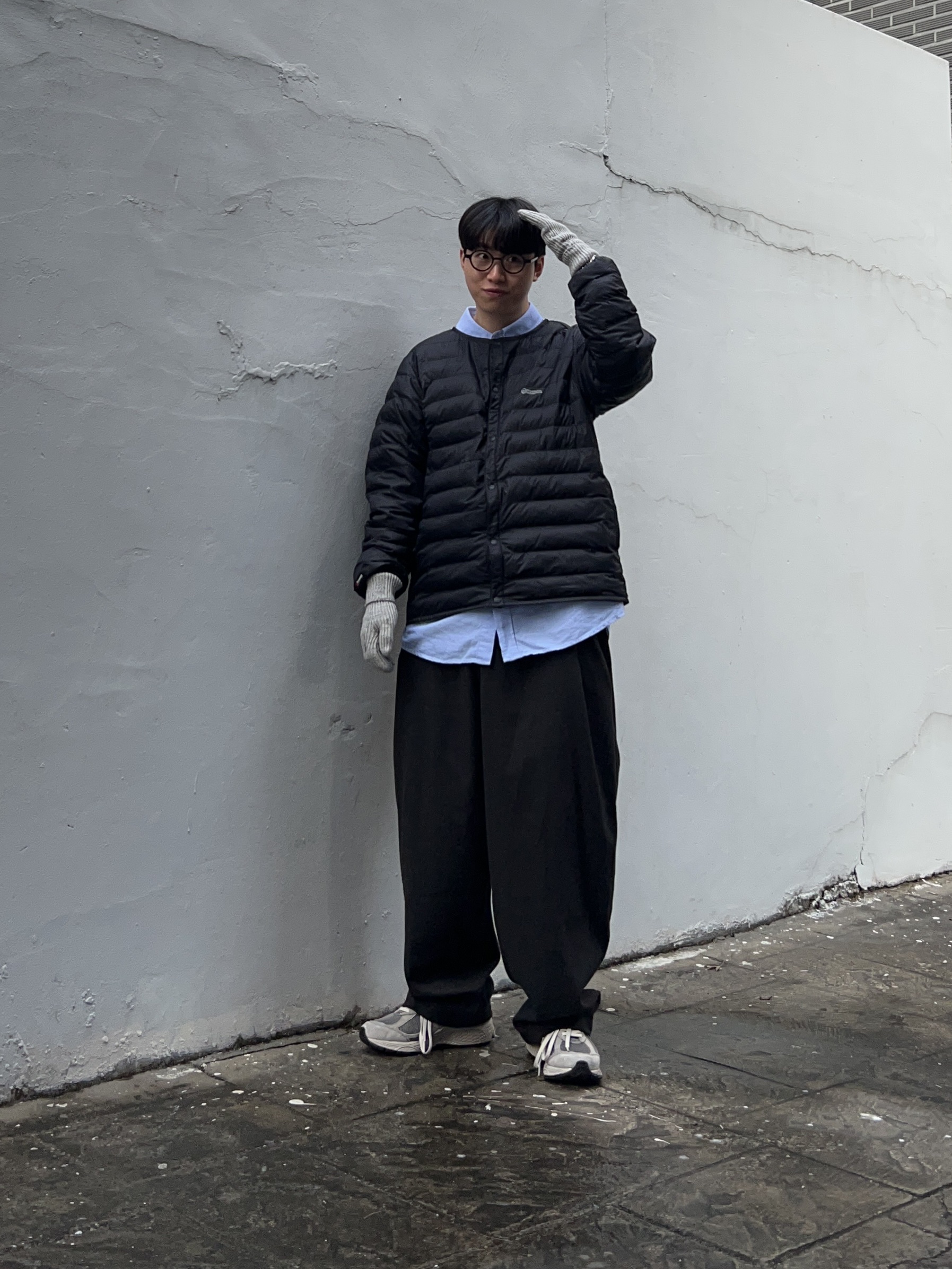 New Balance 2002R Grey 착용 스타일 - 2