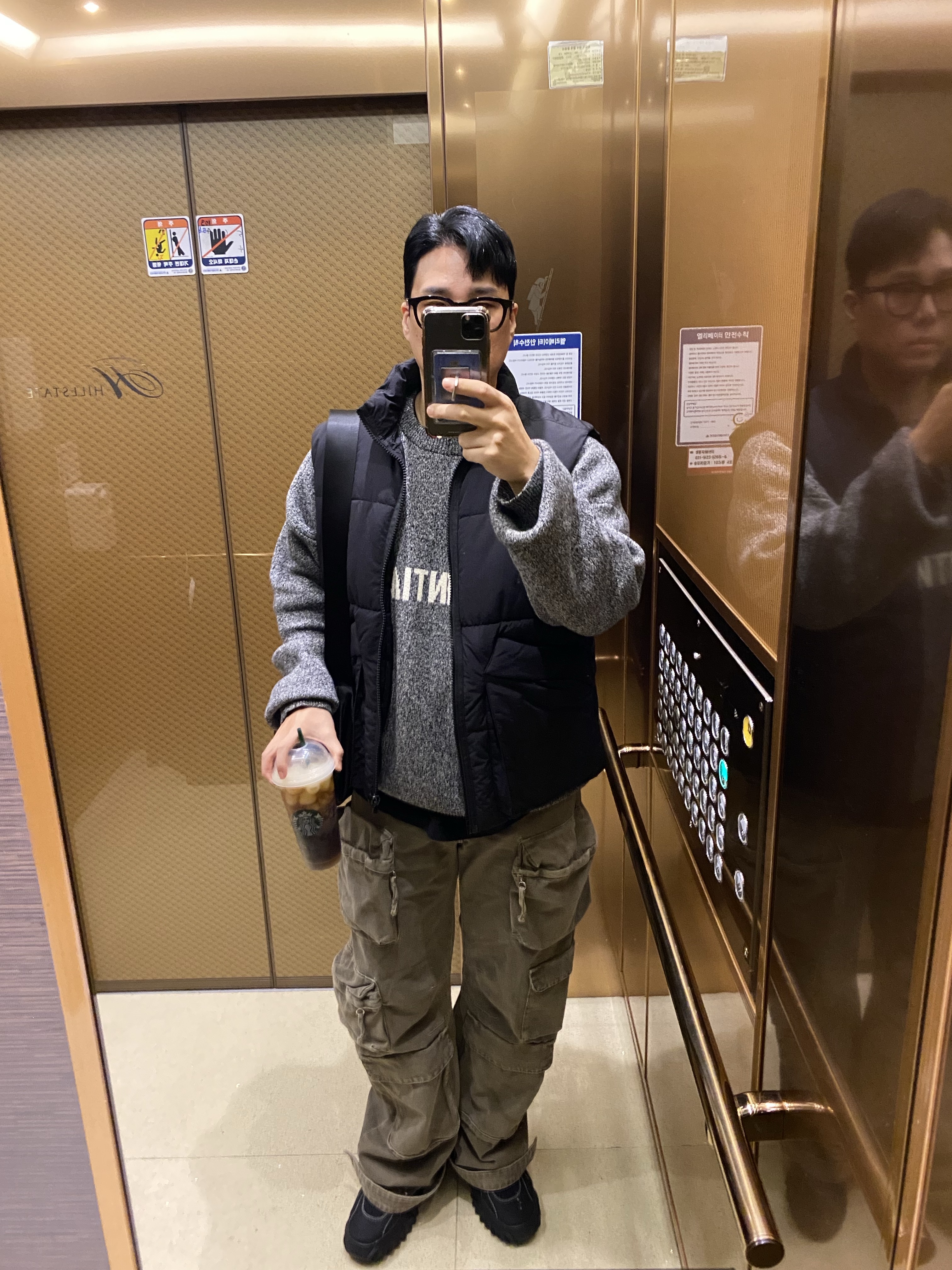 Oakley Factory Team x Brain Dead Chop Saw Black, Essentials Knit Sweater Grey Melange - 20SS 착용 스타일