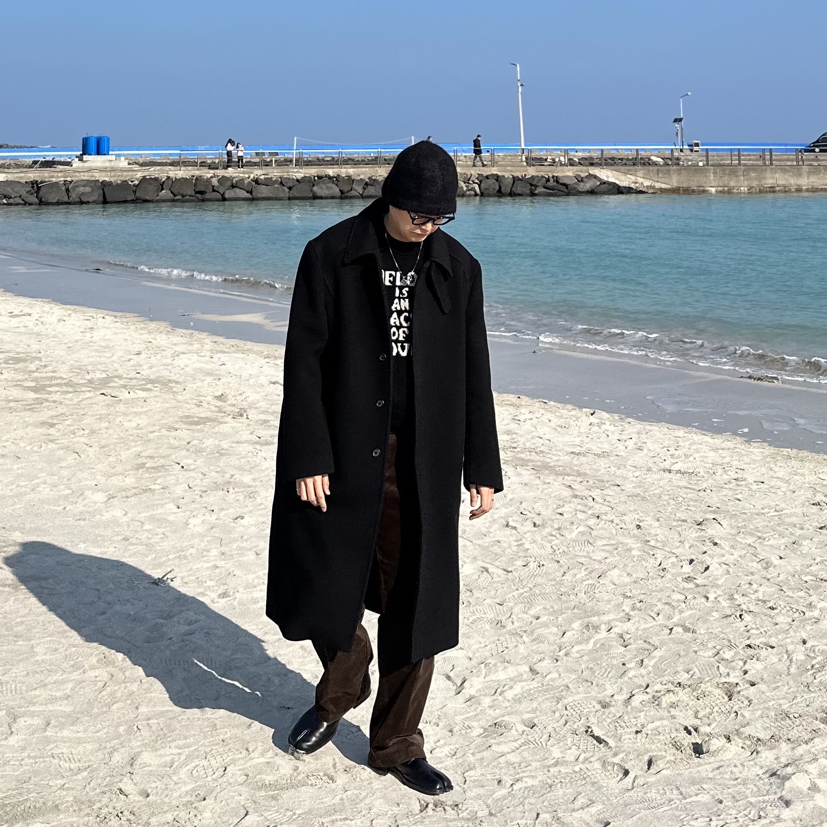 Maison Margiela Tabi Lace-Up Shoes Black 착용 스타일 - 1