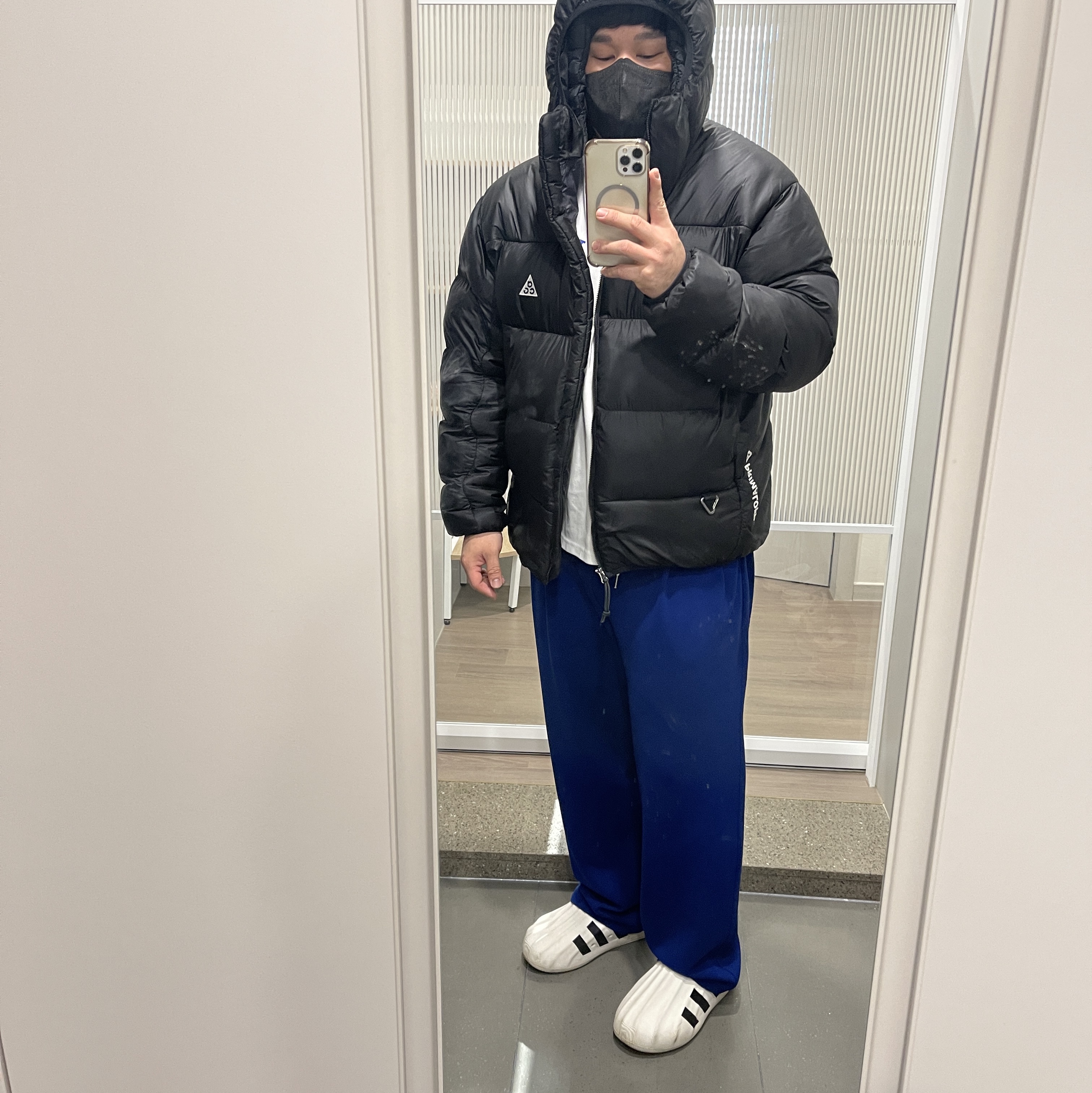 Nike ACG Therma-Fit ADV Lunar Lake Puffer Jacket Black - Asia, Adidas Adifom Superstar Core White 착용 스타일
