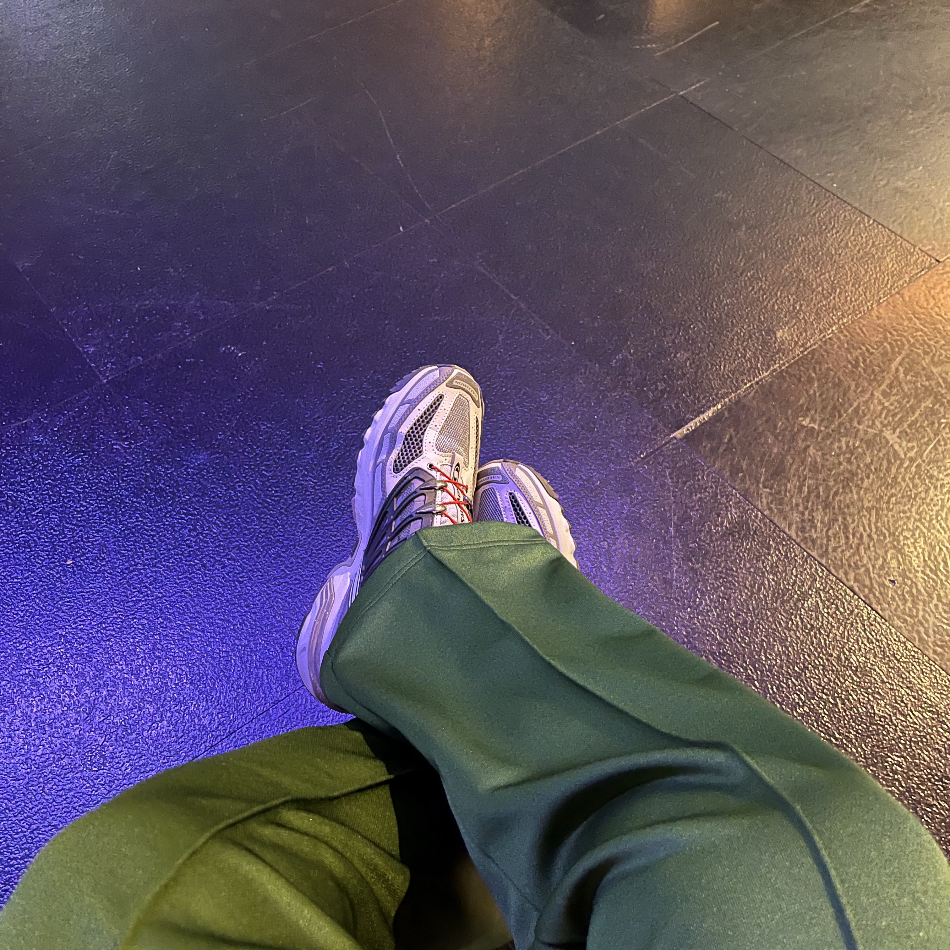 Salomon ACS Pro Beluga Vintage Khaki 착용 스타일