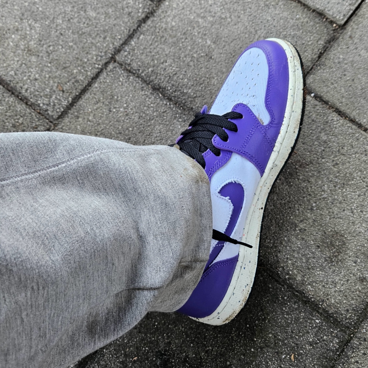 Jordan 1 Zoom Air CMFT Dark Iris 착용 스타일