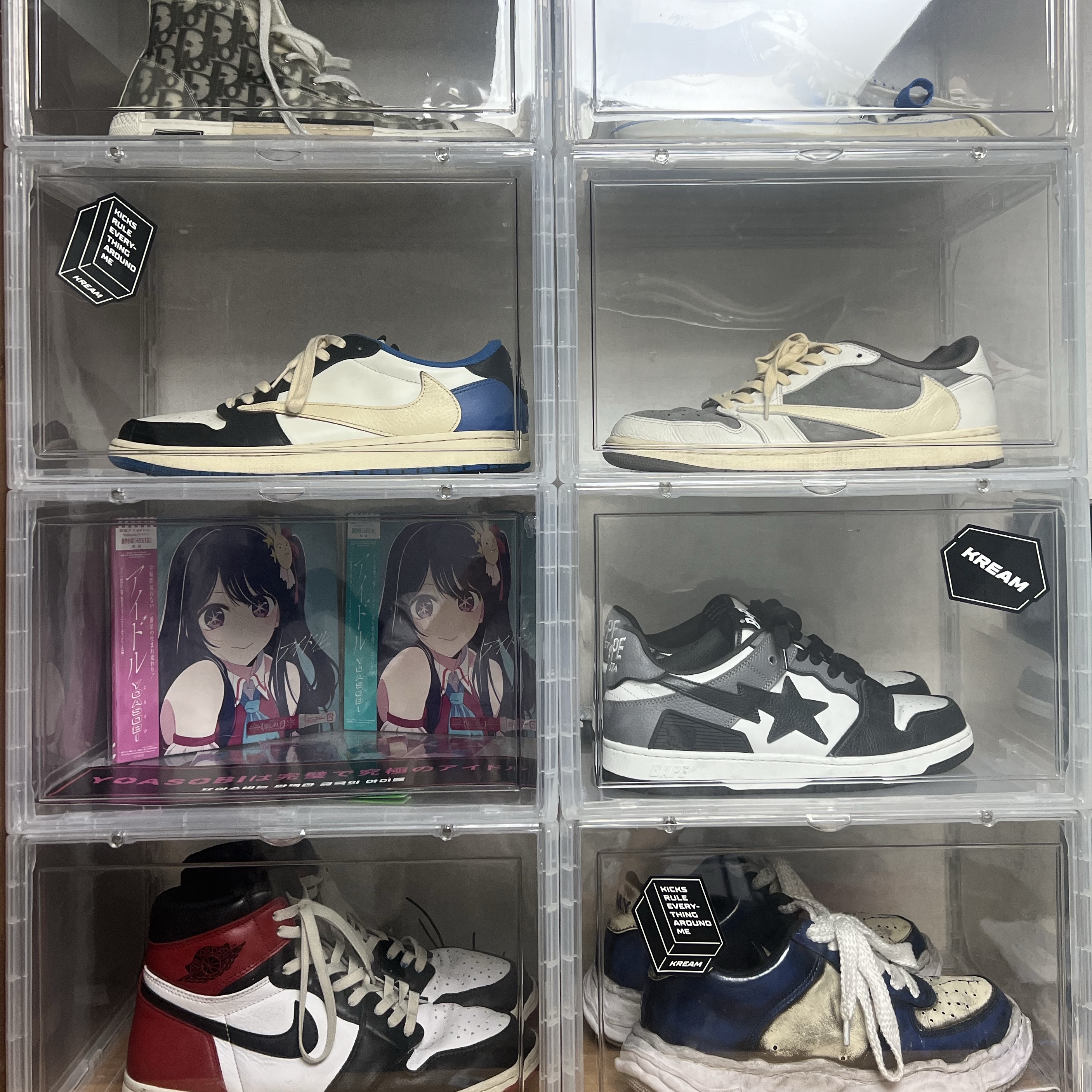 BAPE Bape SK8 Sta #5 Black, Jordan 1 x Travis Scott Retro Low OG SP Sail and Ridgerock 착용 스타일